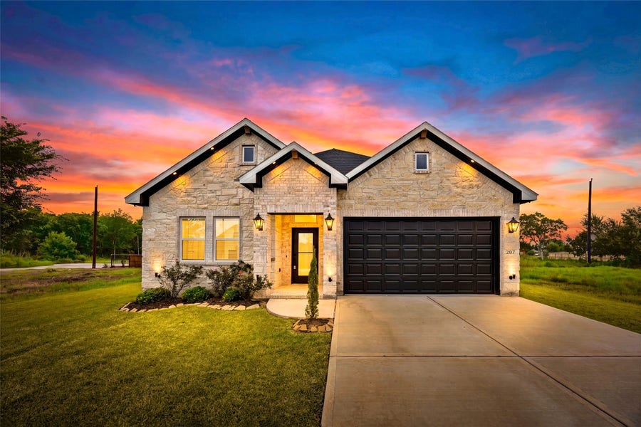 Property photo for 207 Manor Avenue, Arcola, TX