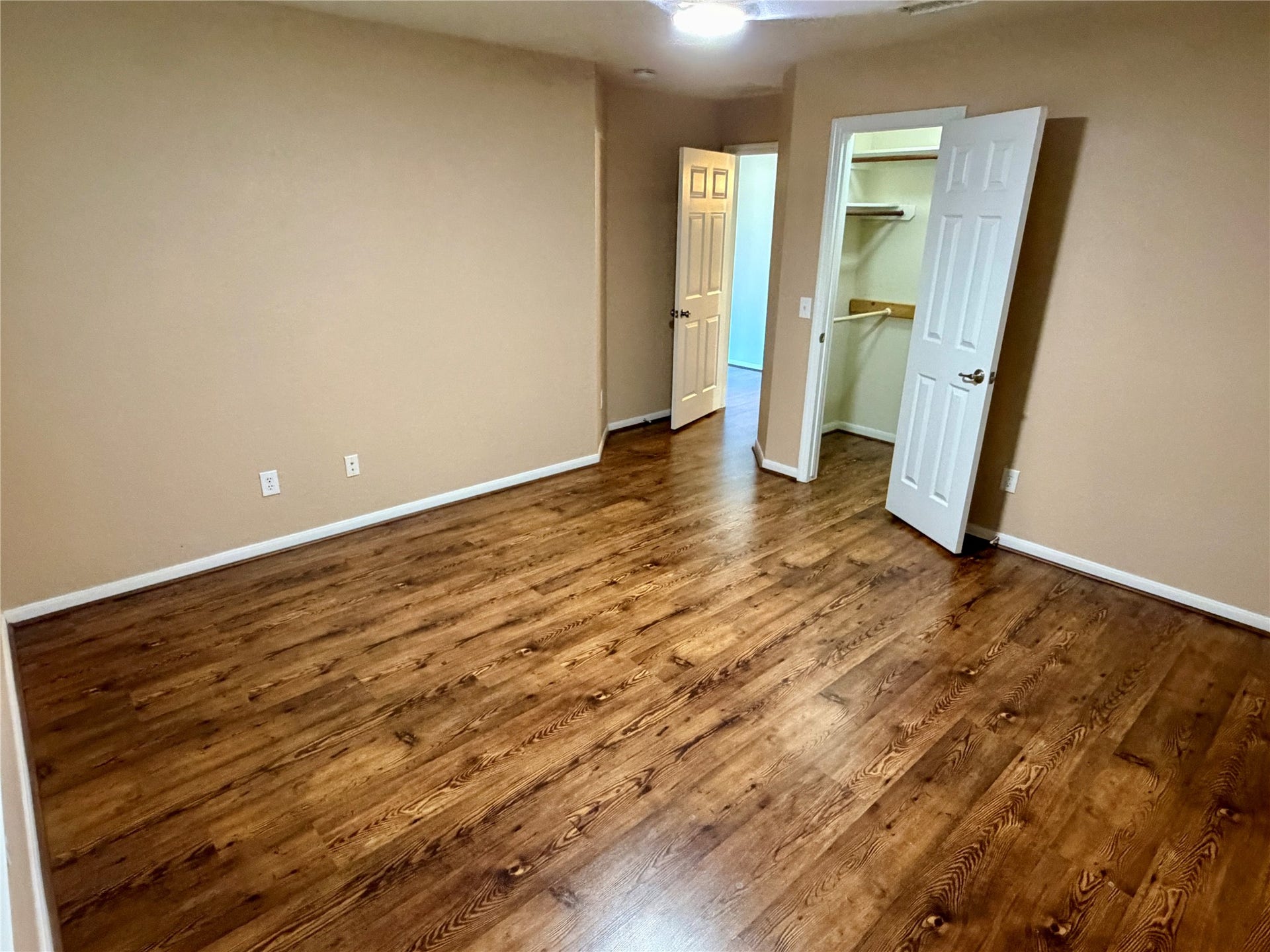 6315 S Wintersage Lane, Houston, TX 77066 6315 S Wintersage Lane, Houston, TX 77066