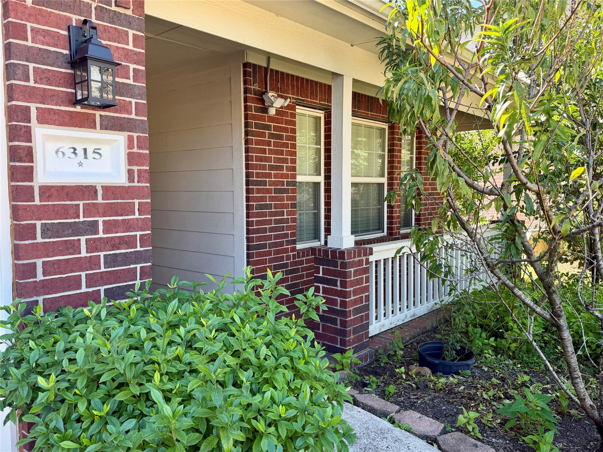 6315 S Wintersage Lane, Houston, TX 77066 6315 S Wintersage Lane, Houston, TX 77066