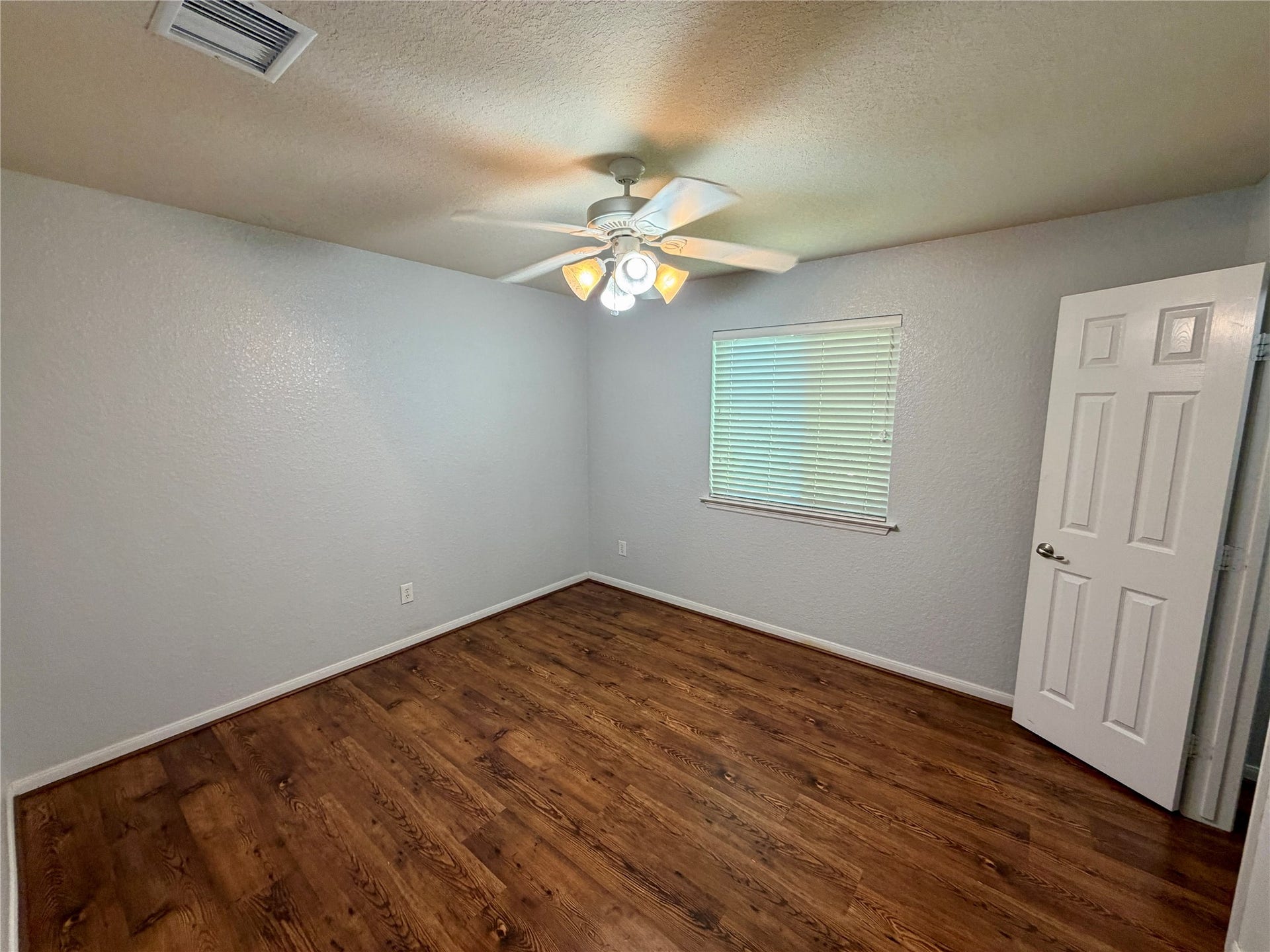 6315 S Wintersage Lane, Houston, TX 77066 6315 S Wintersage Lane, Houston, TX 77066