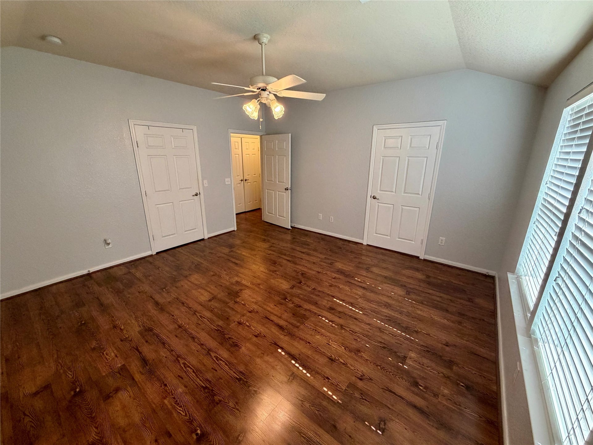 6315 S Wintersage Lane, Houston, TX 77066 6315 S Wintersage Lane, Houston, TX 77066