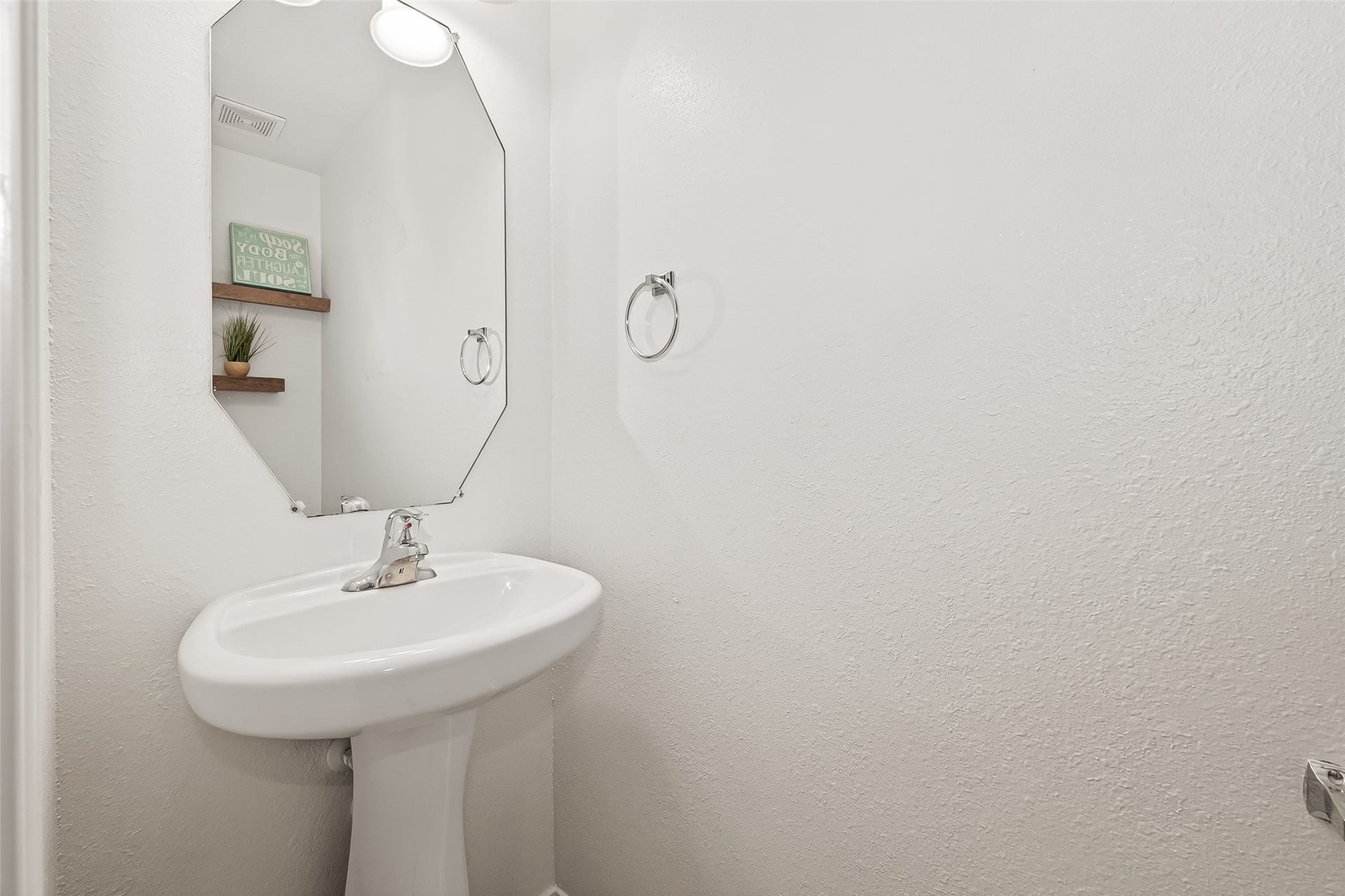 6110 Langham Mist Lane, Houston, TX 77084 6110 Langham Mist Lane, Houston, TX 77084