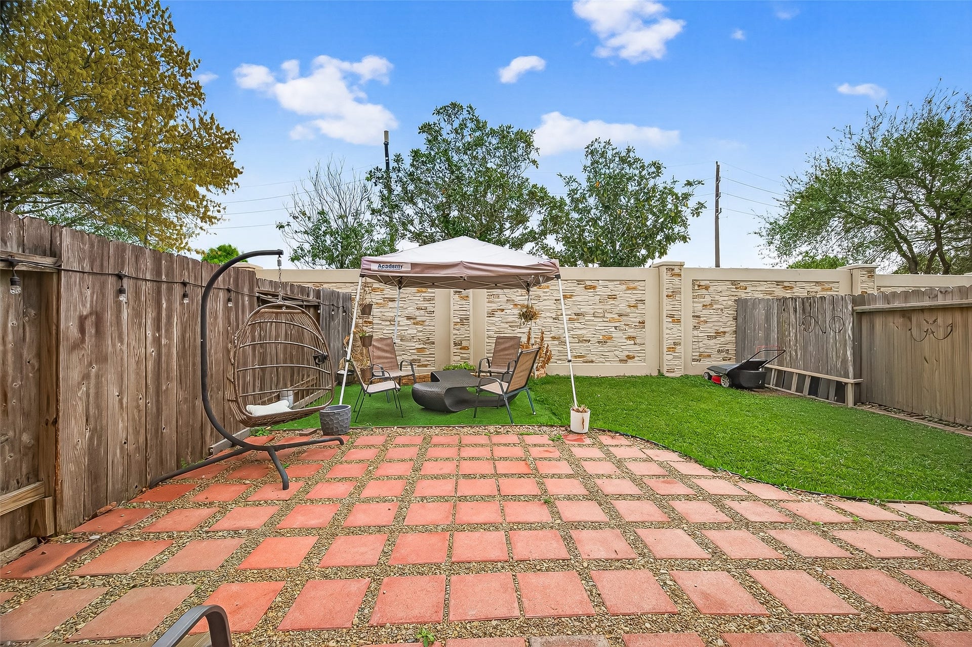 6110 Langham Mist Lane, Houston, TX 77084 6110 Langham Mist Lane, Houston, TX 77084
