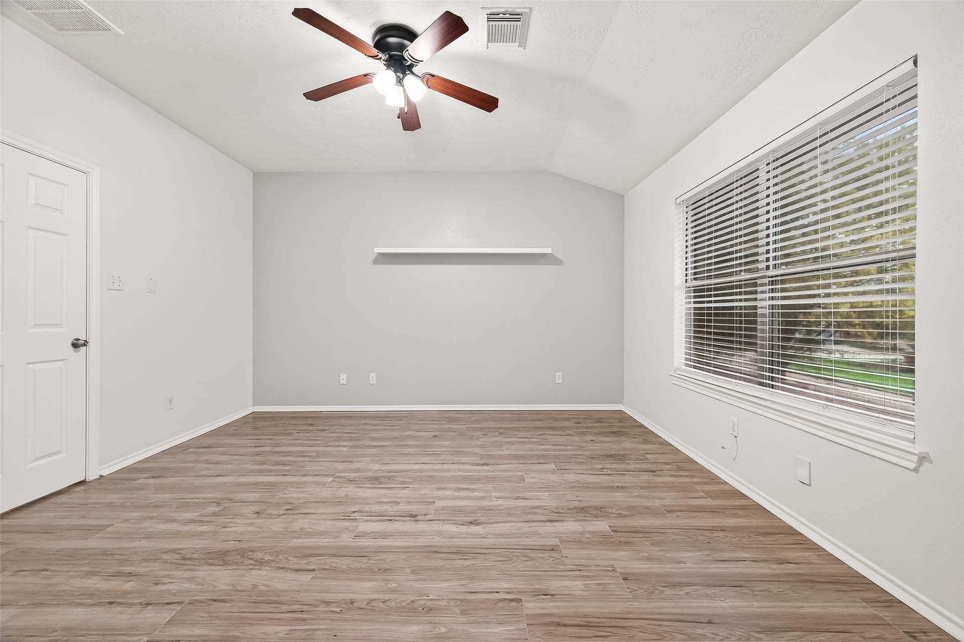6110 Langham Mist Lane, Houston, TX 77084 6110 Langham Mist Lane, Houston, TX 77084