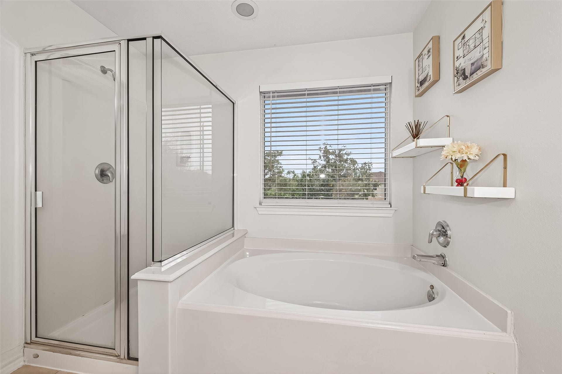 6110 Langham Mist Lane, Houston, TX 77084 6110 Langham Mist Lane, Houston, TX 77084