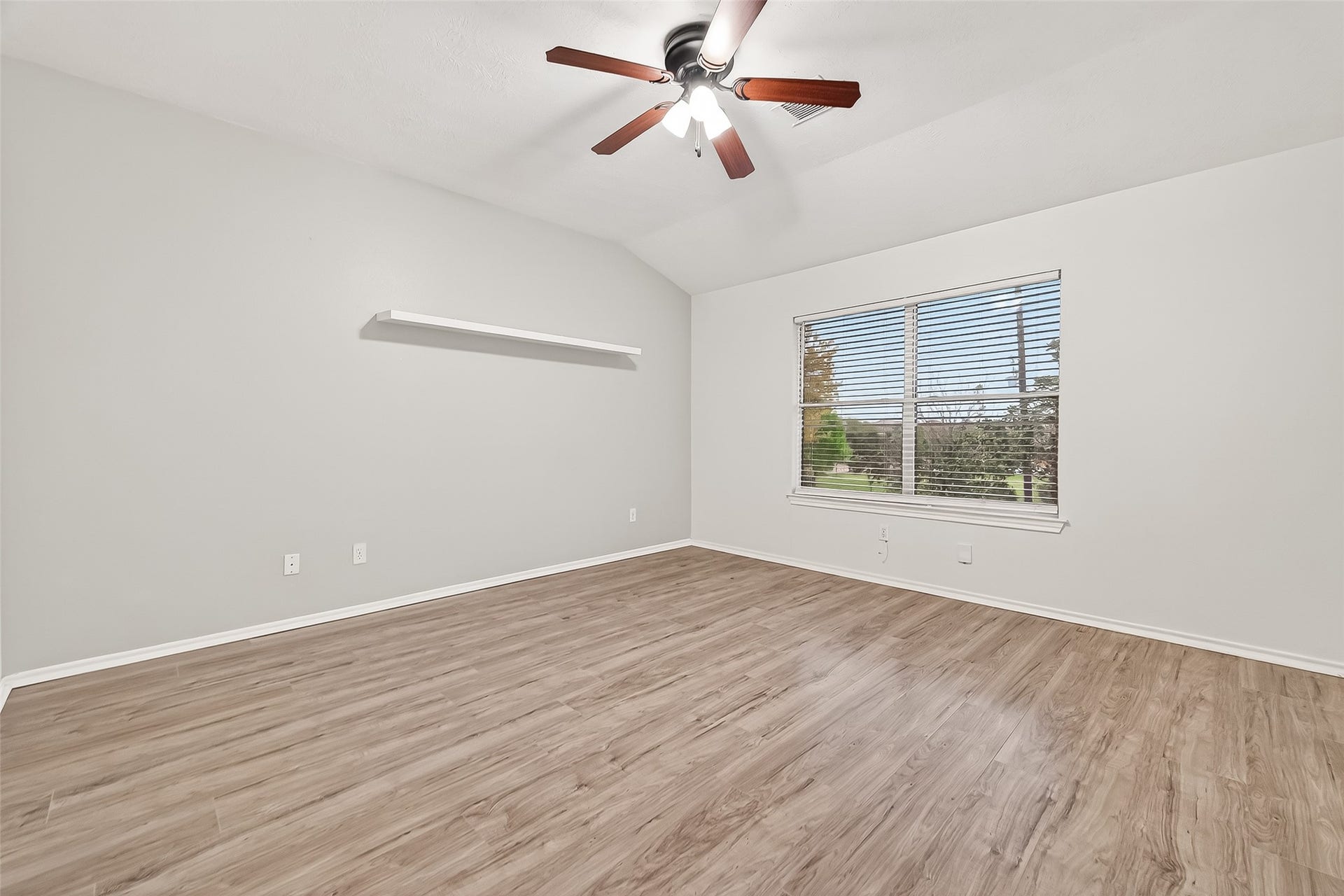 6110 Langham Mist Lane, Houston, TX 77084 6110 Langham Mist Lane, Houston, TX 77084