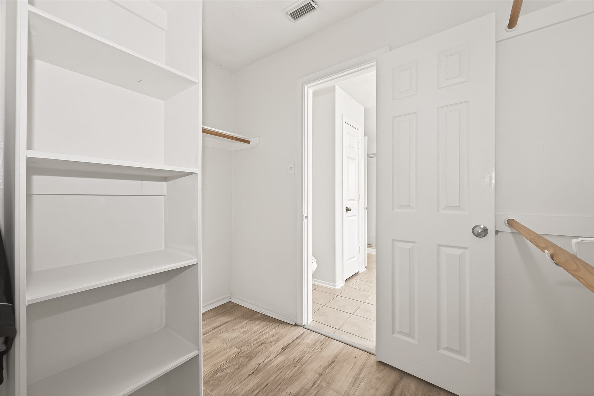 6110 Langham Mist Lane, Houston, TX 77084 6110 Langham Mist Lane, Houston, TX 77084