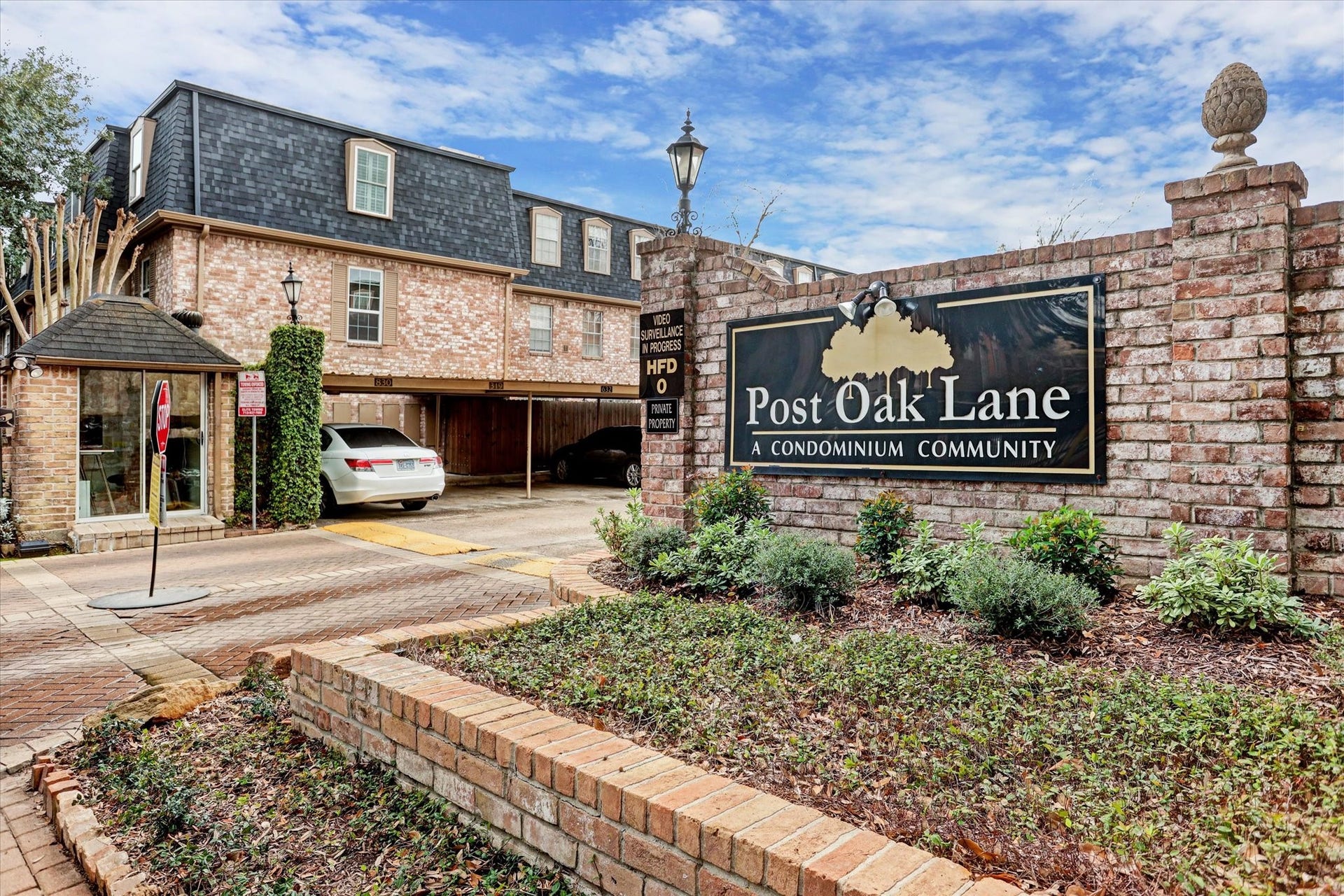 357 N Post Oak Lane, #203, Houston, TX 77024