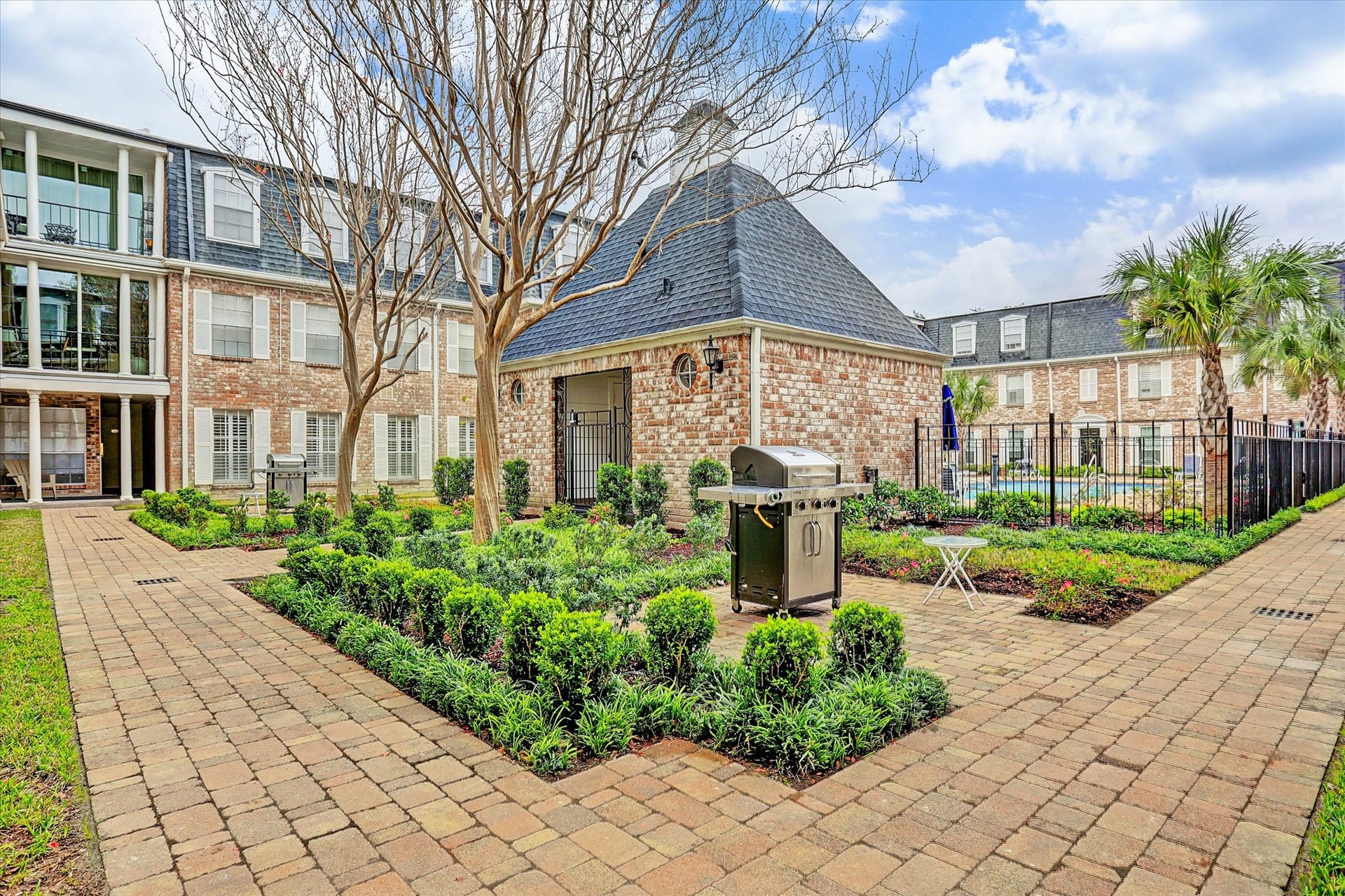 357 N Post Oak Lane, #203, Houston, TX 77024