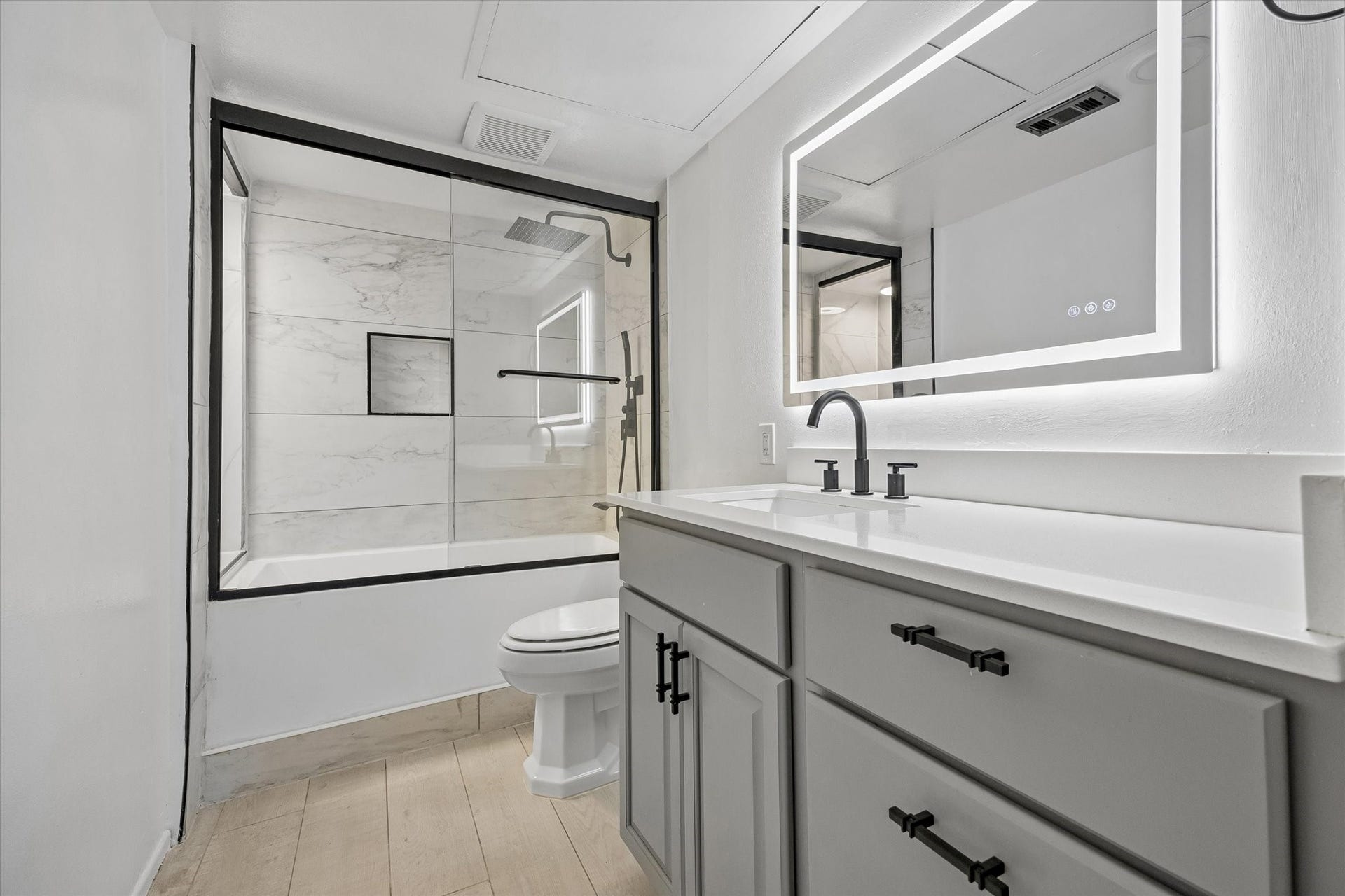 Fully remodeled bathroom