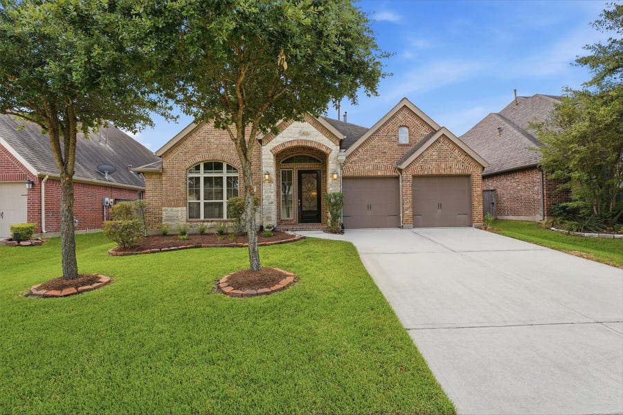 Property photo for 3338 Sterling Breeze Lane, Houston, TX