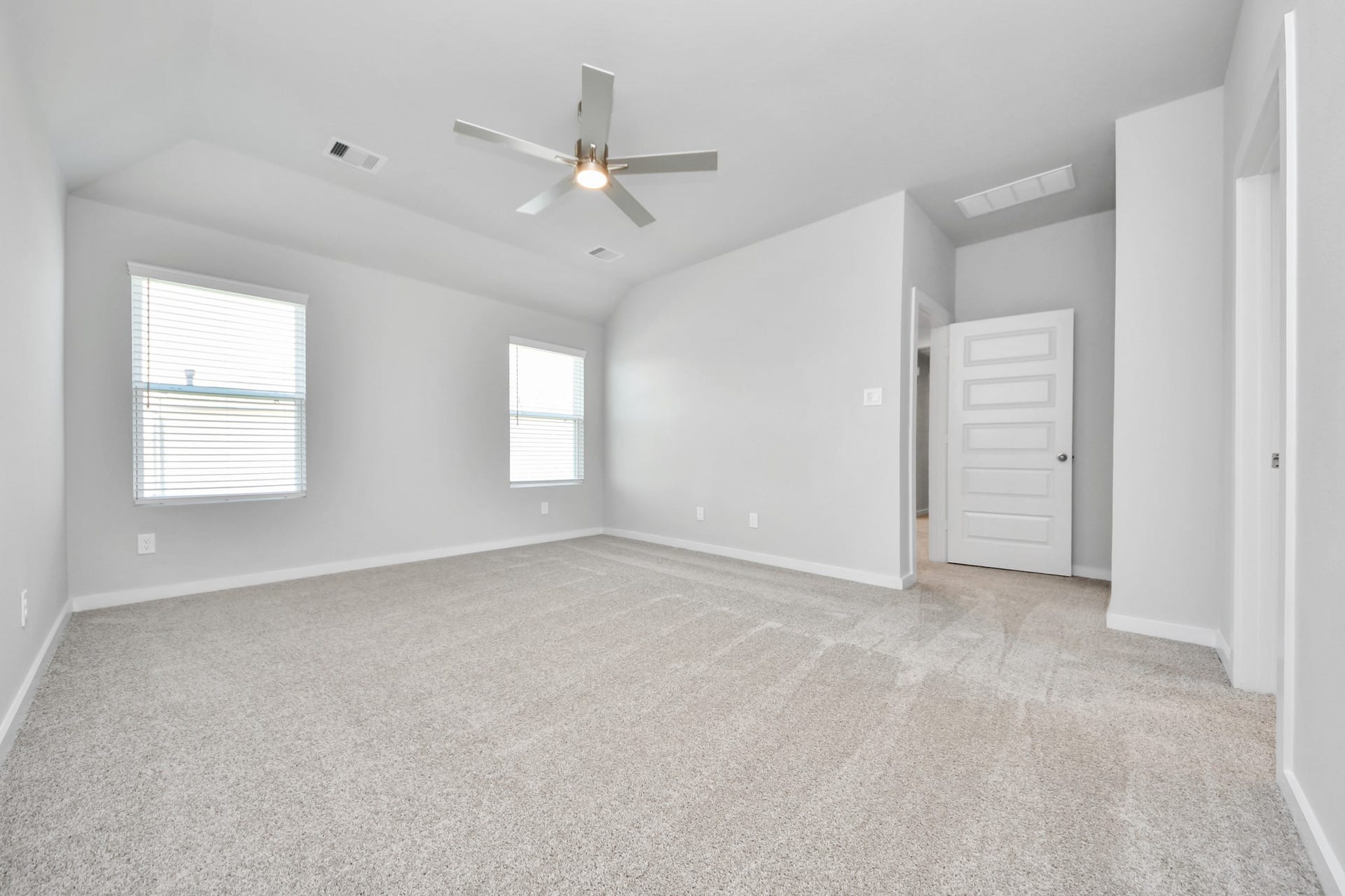 5826 Madison Trail Drive, Richmond, TX 77469 Another perspective unveils a comprehensive view of the serenity and comfort this primary suite offers. Sample photo of completed home with similar floor plan. Actual colors and selections may vary.