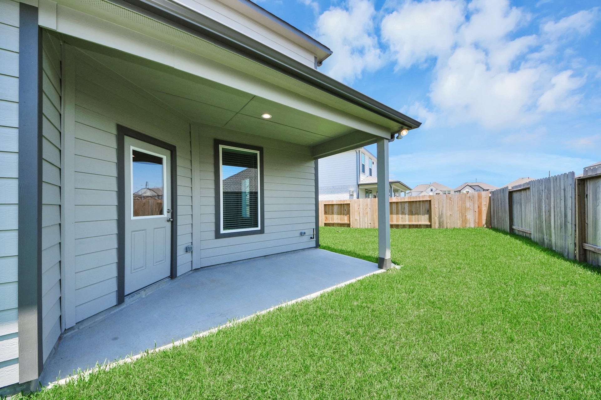 5826 Madison Trail Drive, Richmond, TX 77469 Come and see this spacious backyard with its beautiful covered patio. There is plenty of room for the kids to play and adults to relax. Perfect for your outdoor living space, patio furniture, bbq pit, and so much more. The possibilities are endless! Sample photo of completed home with similar floor plan. Actual colors and selections may vary.