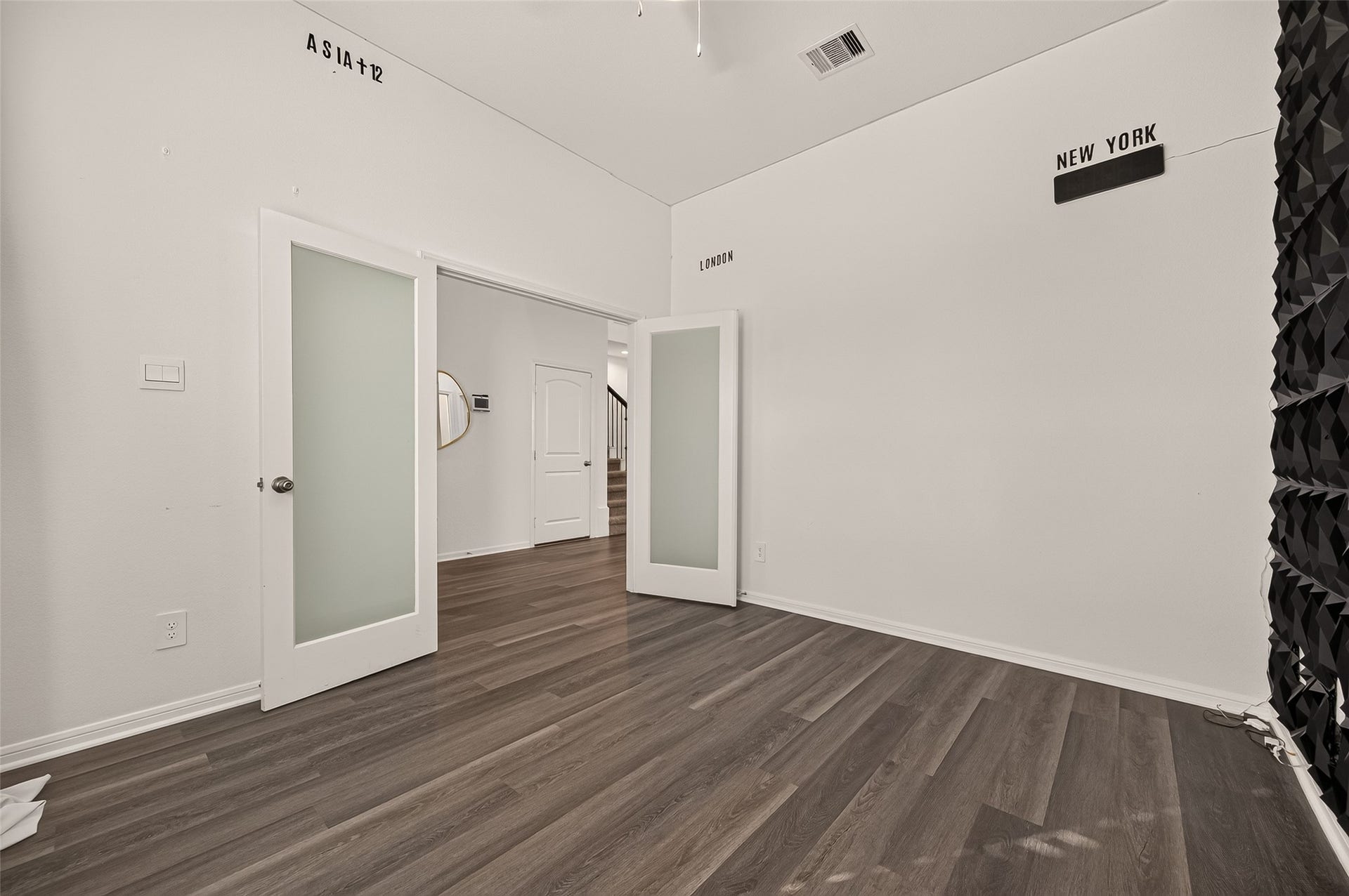 326 Westlake Terrace Drive, Conroe, TX 77304 326 Westlake Terrace Drive, Conroe, TX 77304