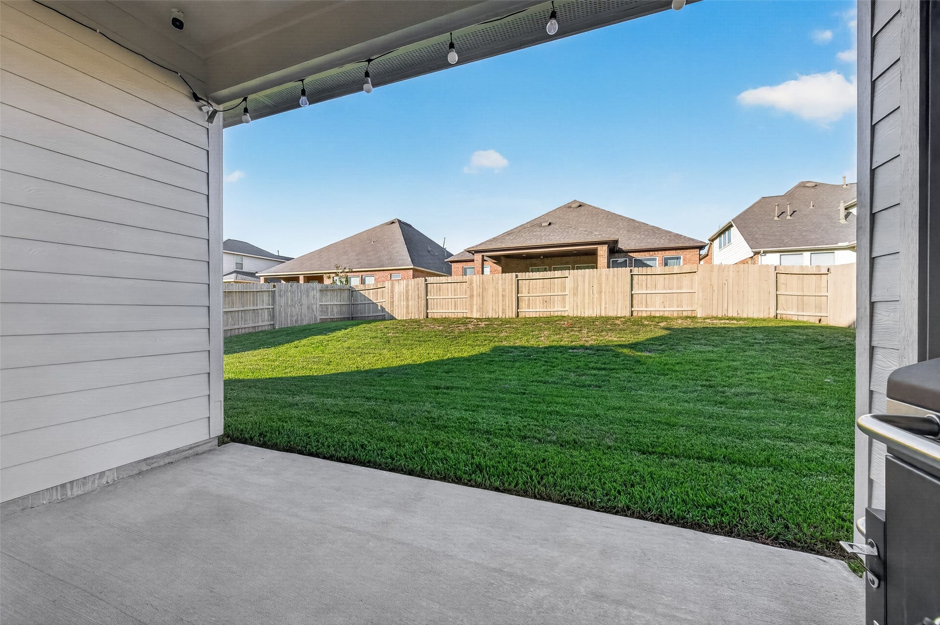 326 Westlake Terrace Drive, Conroe, TX 77304 326 Westlake Terrace Drive, Conroe, TX 77304