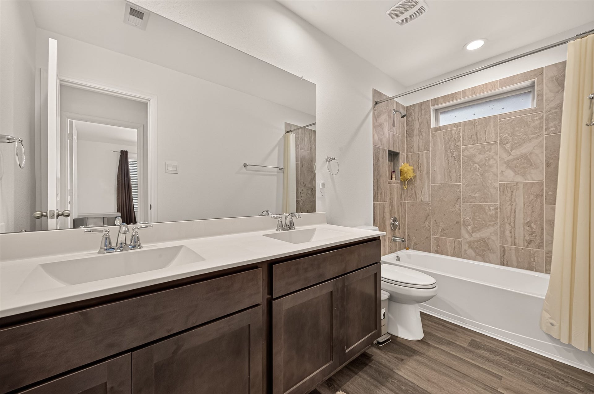 326 Westlake Terrace Drive, Conroe, TX 77304 326 Westlake Terrace Drive, Conroe, TX 77304