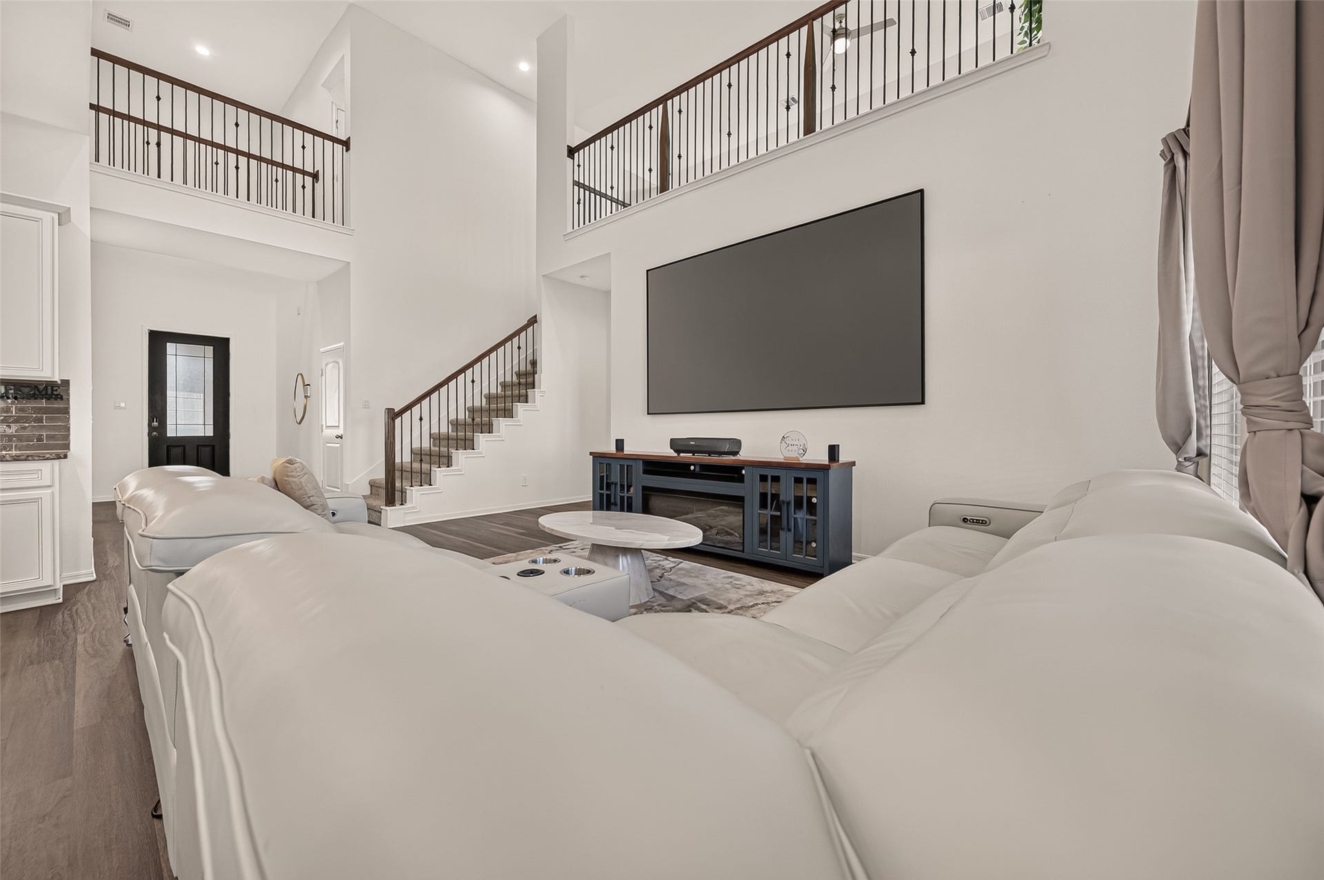 326 Westlake Terrace Drive, Conroe, TX 77304 326 Westlake Terrace Drive, Conroe, TX 77304