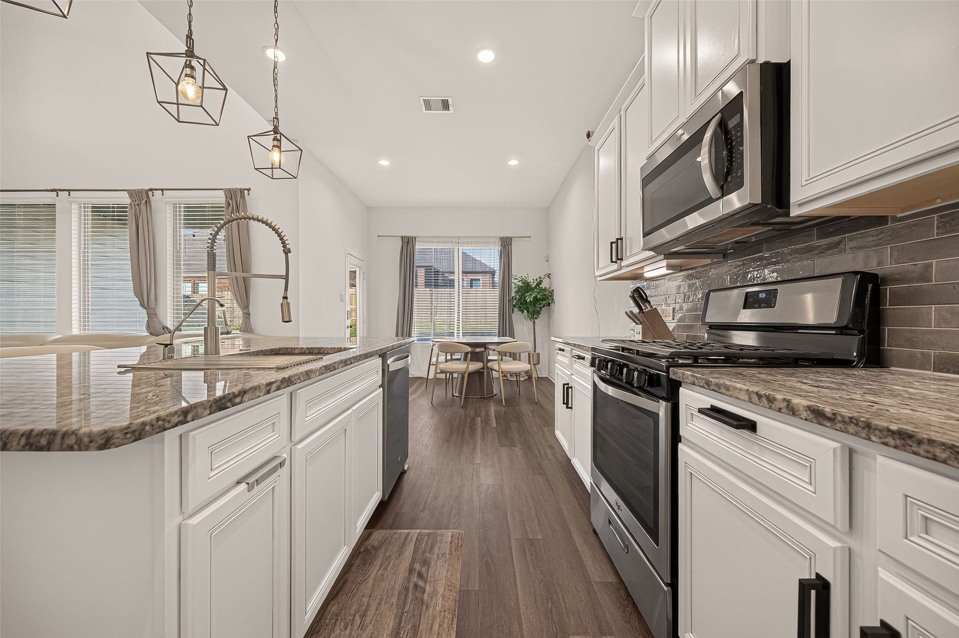 326 Westlake Terrace Drive, Conroe, TX 77304 326 Westlake Terrace Drive, Conroe, TX 77304