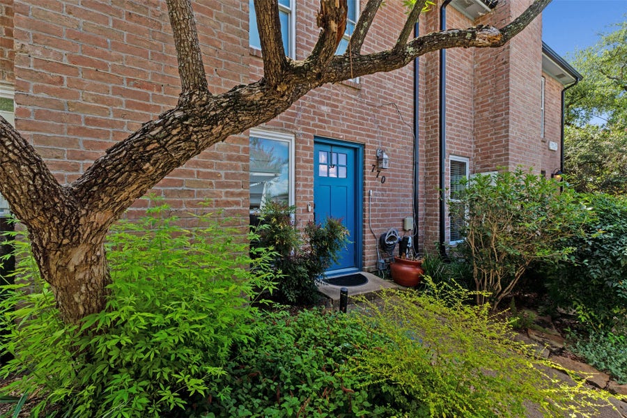 Property photo for 770 Worthshire Street, Houston, TX