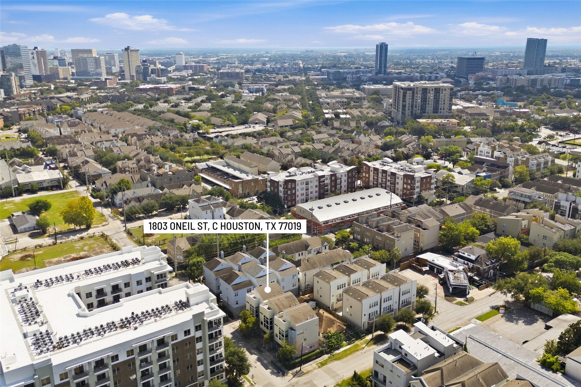1803 Oneil Street, #C, Houston, TX 77019 Central 77019 location with quick access to Montrose, River Oaks & the Galleria.