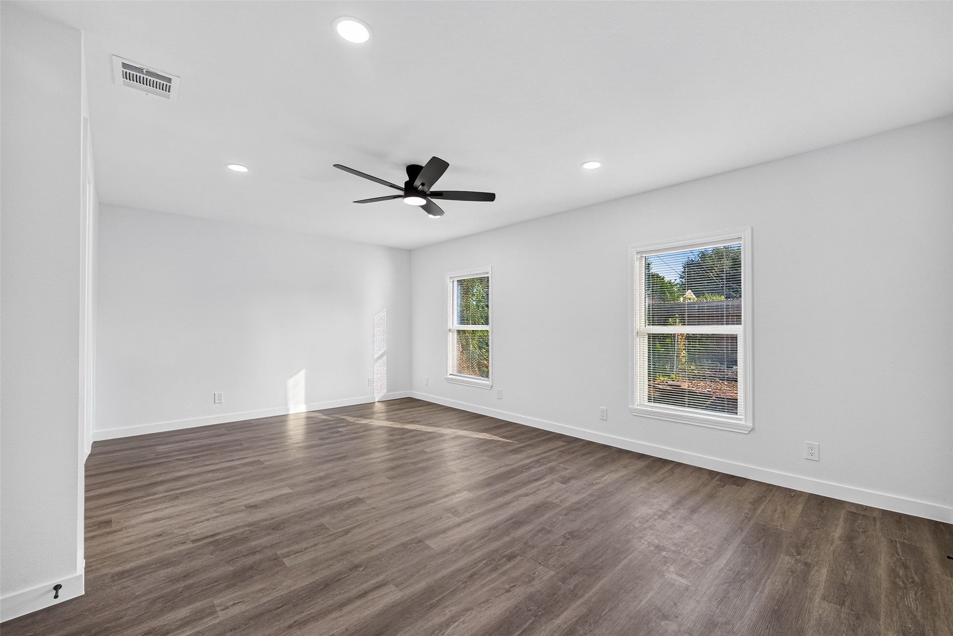 2909 Tarpey Avenue, Texas City, TX 77590 Pictures are a representation of finishes used