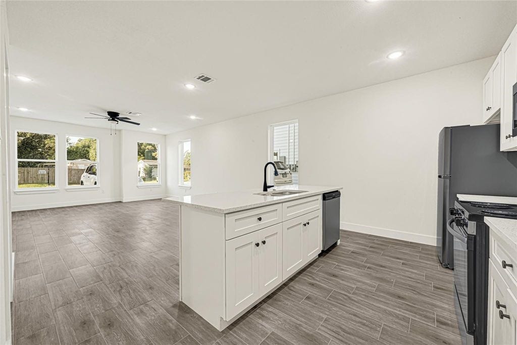 7957 Booker Street, #B, Houston, TX 77028