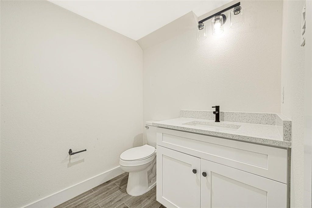 7957 Booker Street, #B, Houston, TX 77028