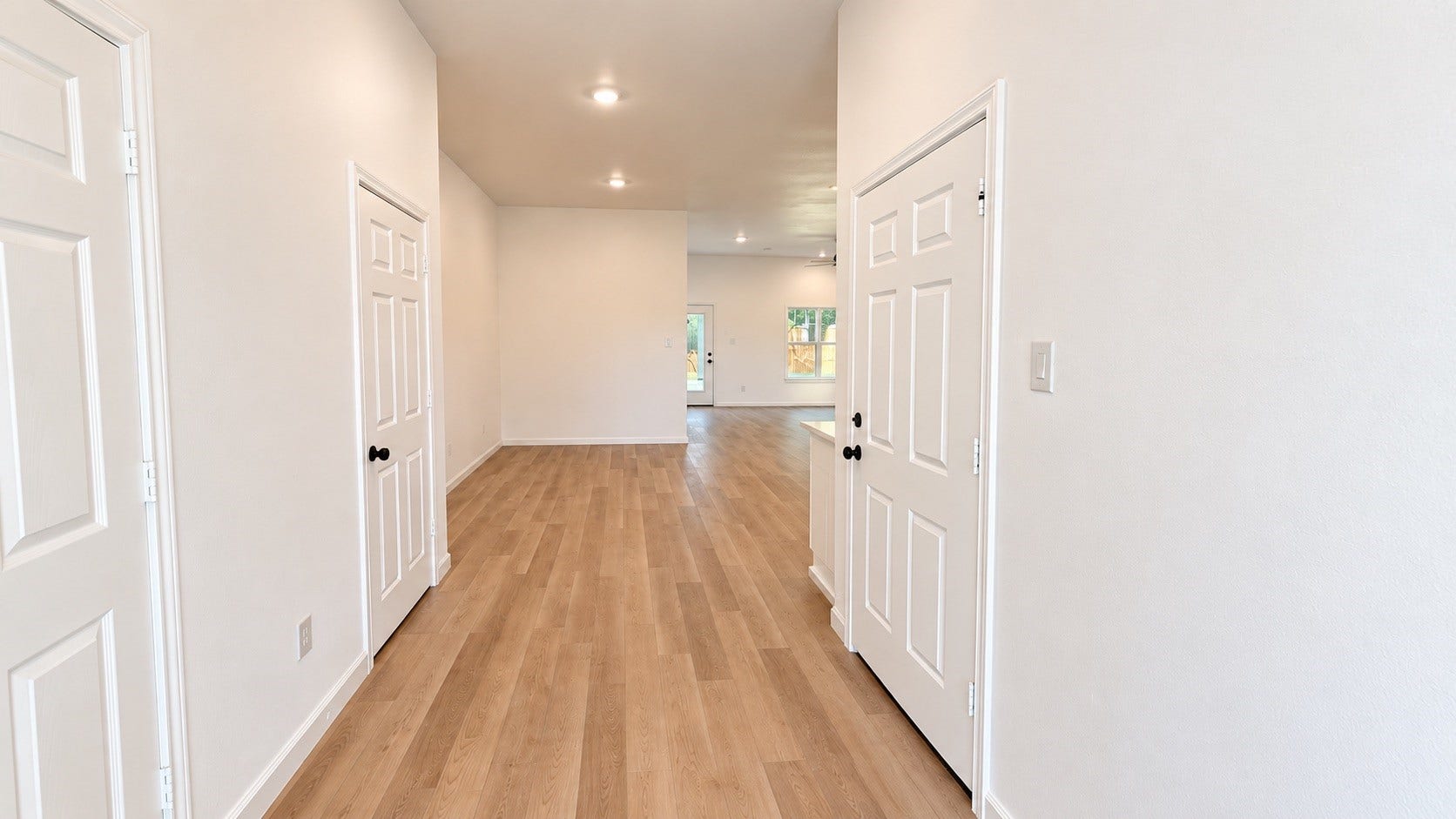 8715 Victoria Forest Drive, Houston, TX 77088 Spacious entryway featuring soaring high ceilings and a welcoming design.