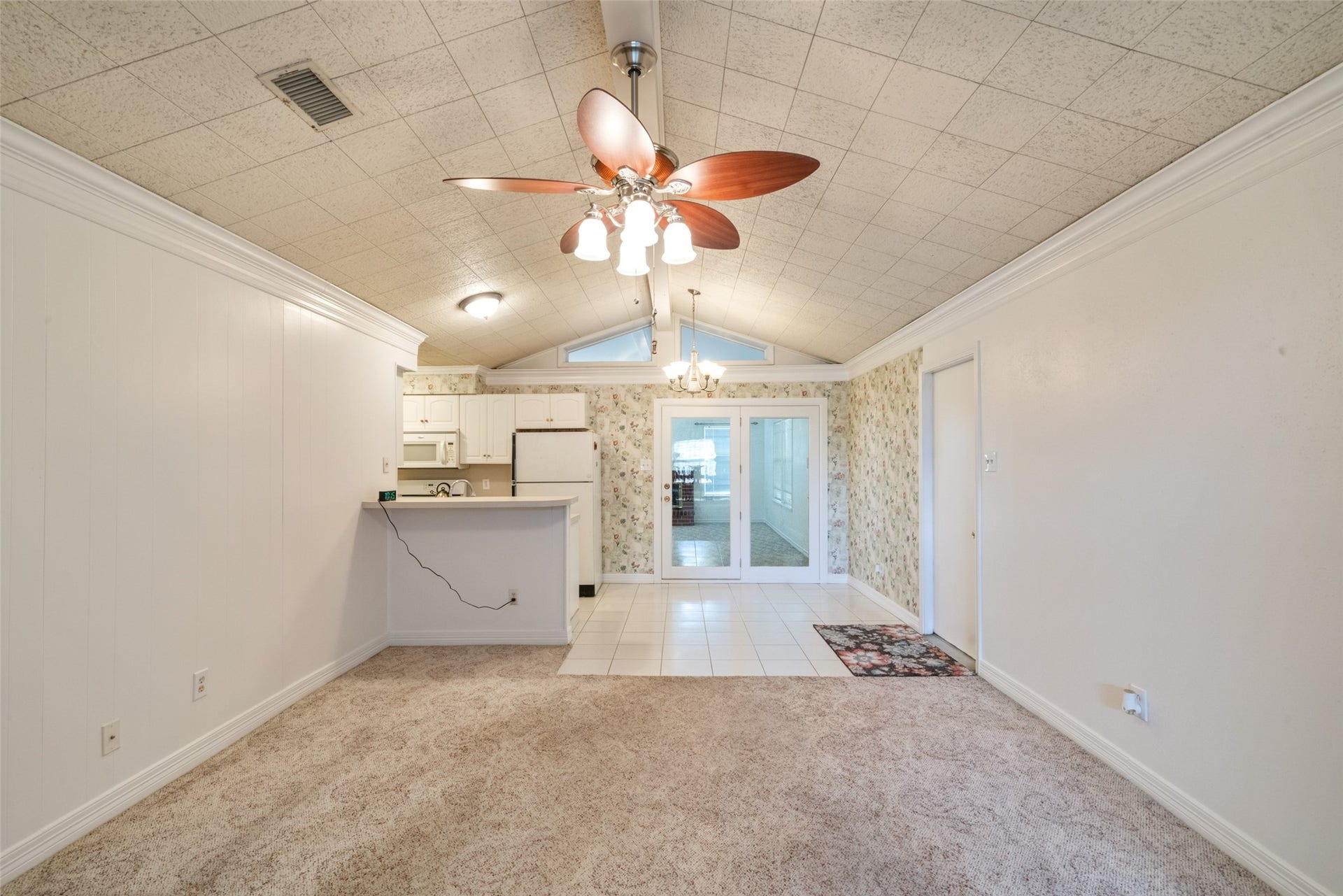 7835 Royalwood Drive, Houston, TX 77049 7835 Royalwood Drive, Houston, TX 77049