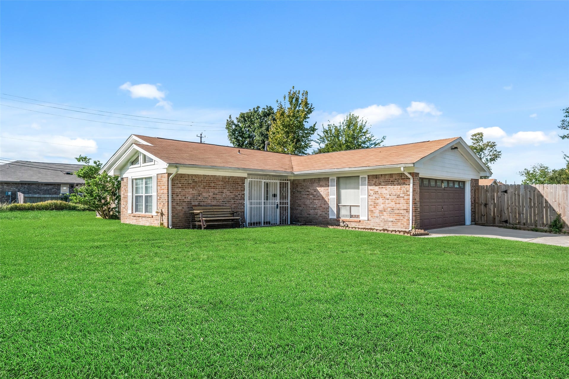 7835 Royalwood Drive, Houston, TX 77049 7835 Royalwood Drive, Houston, TX 77049