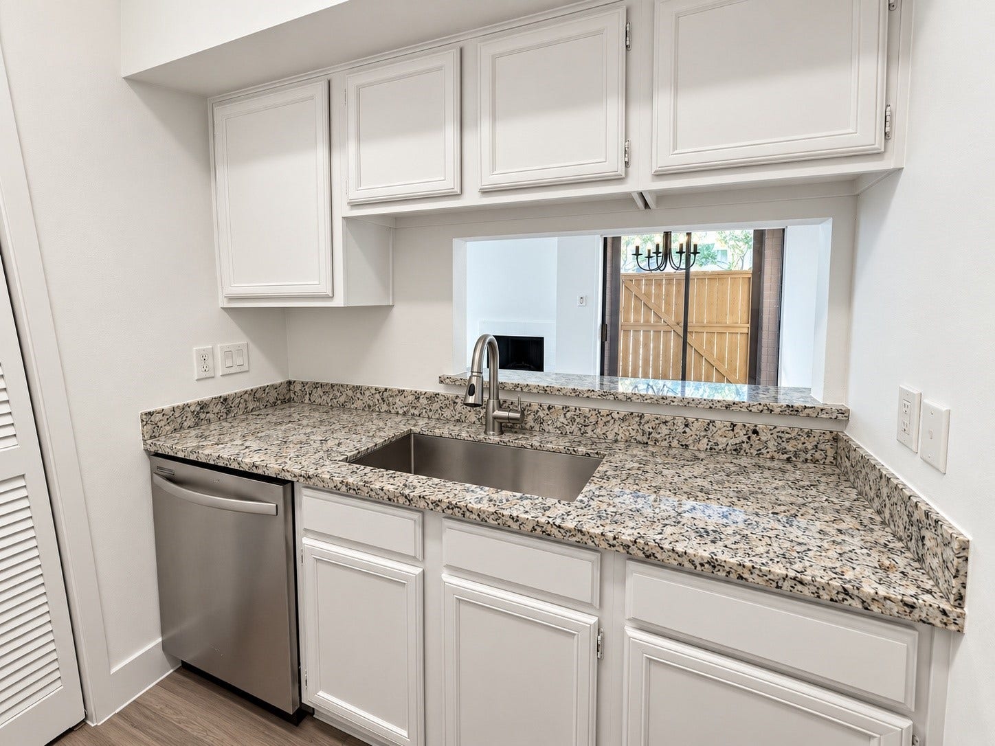 2025 Augusta Drive, #207, Houston, TX 77057 Kitchen with granite counters
