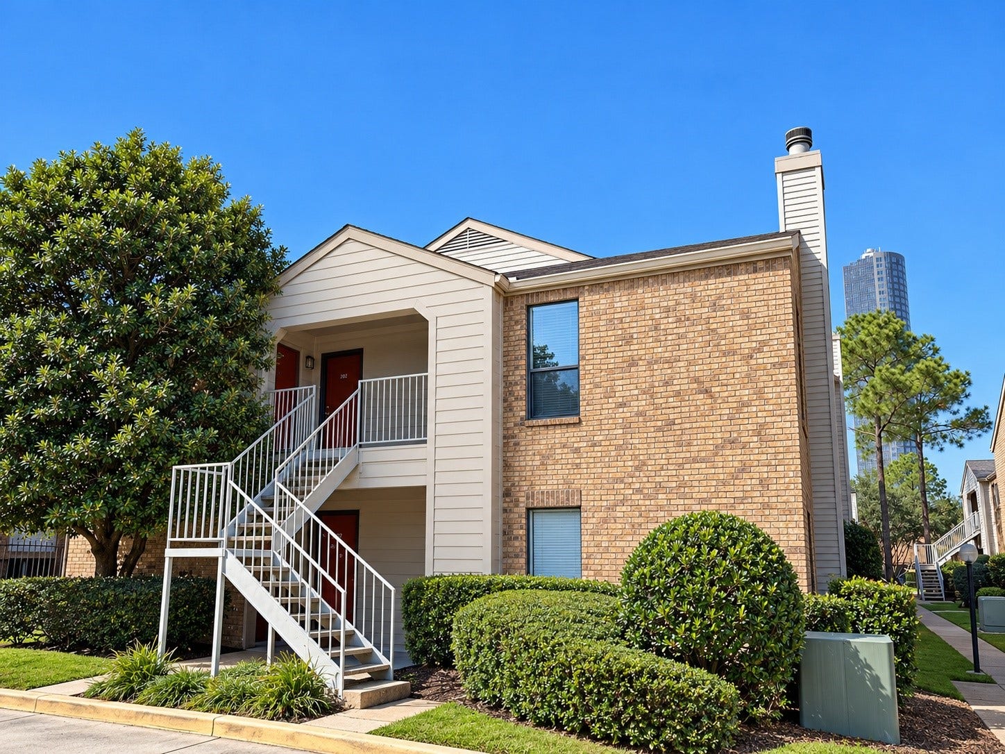 2025 Augusta Drive, #207, Houston, TX 77057 Exterior View of Unit. Unit is on the 1st Floor.