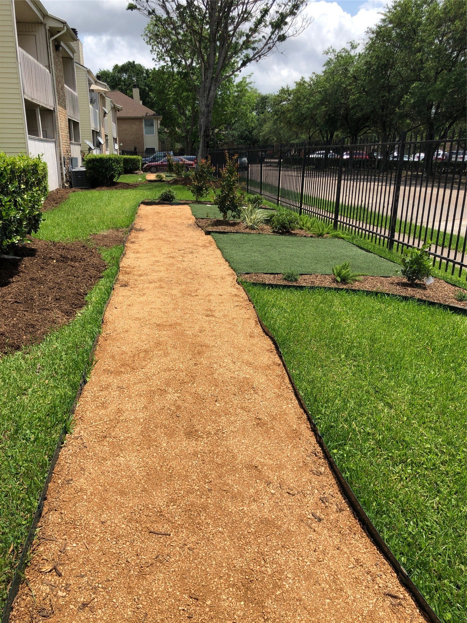 2300 Augusta Drive, #32, Houston, TX 77057 2300 Augusta Drive, #32, Houston, TX 77057
