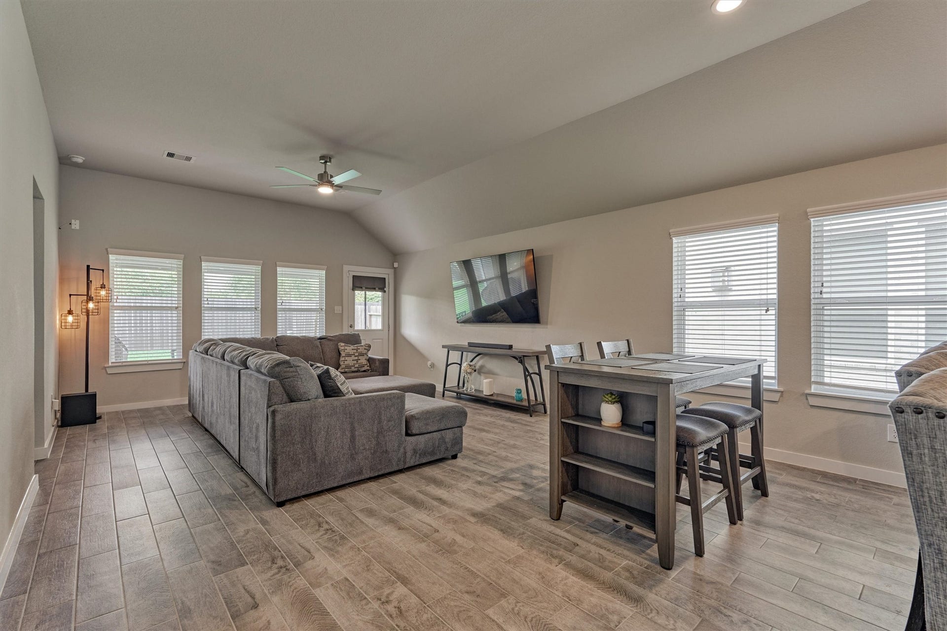 2146 Reed Cave Lane, Spring, TX 77386