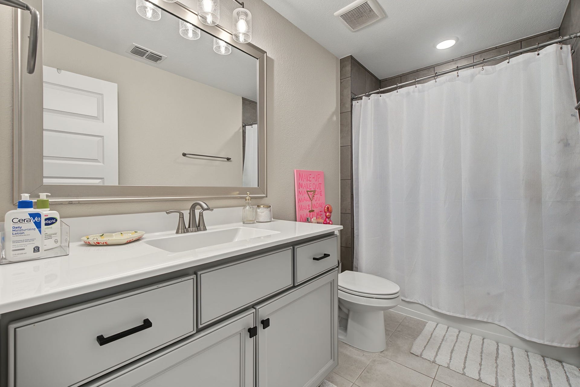 3509 Kensington Gardens Lane, Houston, TX 77055 3509 Kensington Gardens Lane, Houston, TX 77055