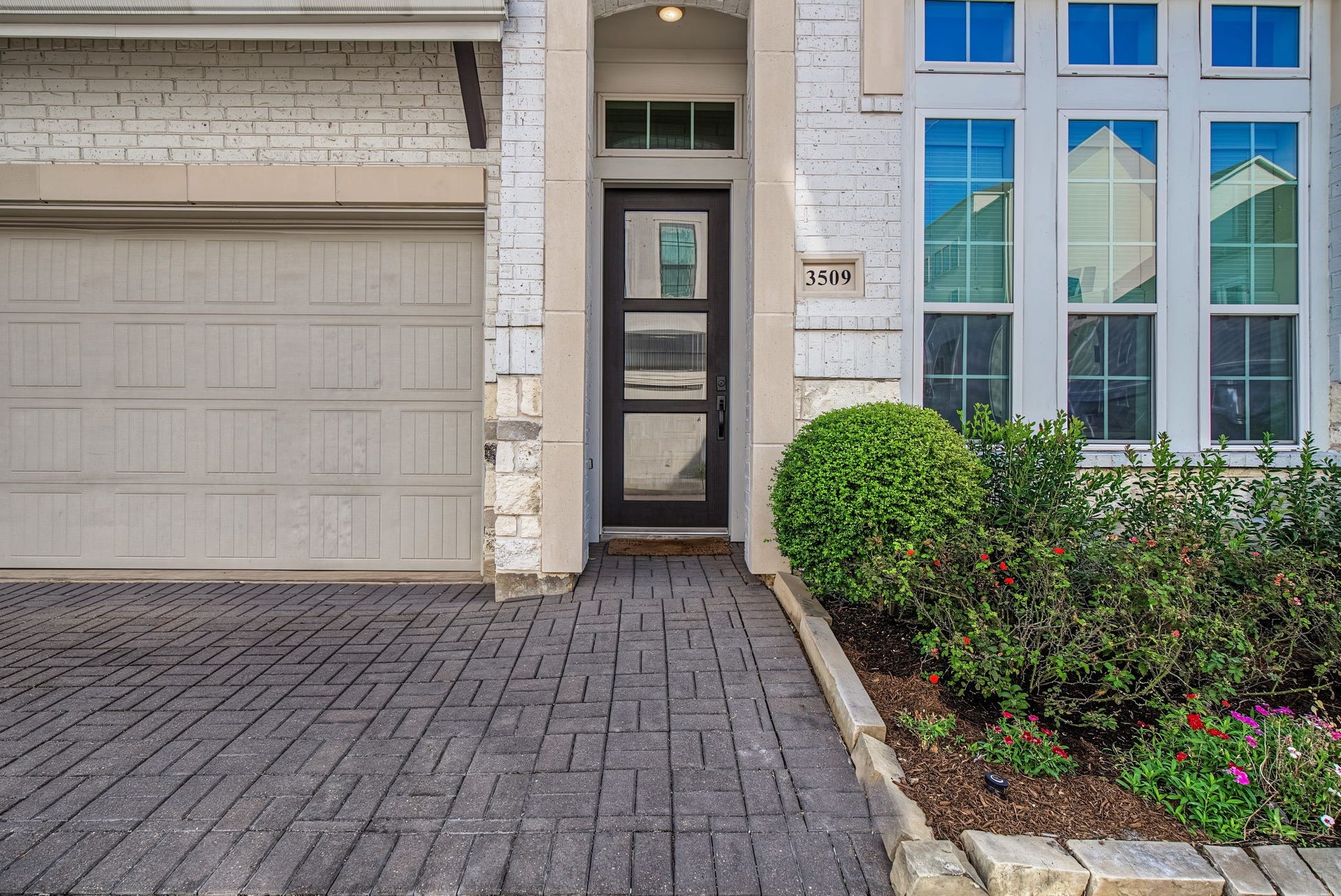 3509 Kensington Gardens Lane, Houston, TX 77055 3509 Kensington Gardens Lane, Houston, TX 77055