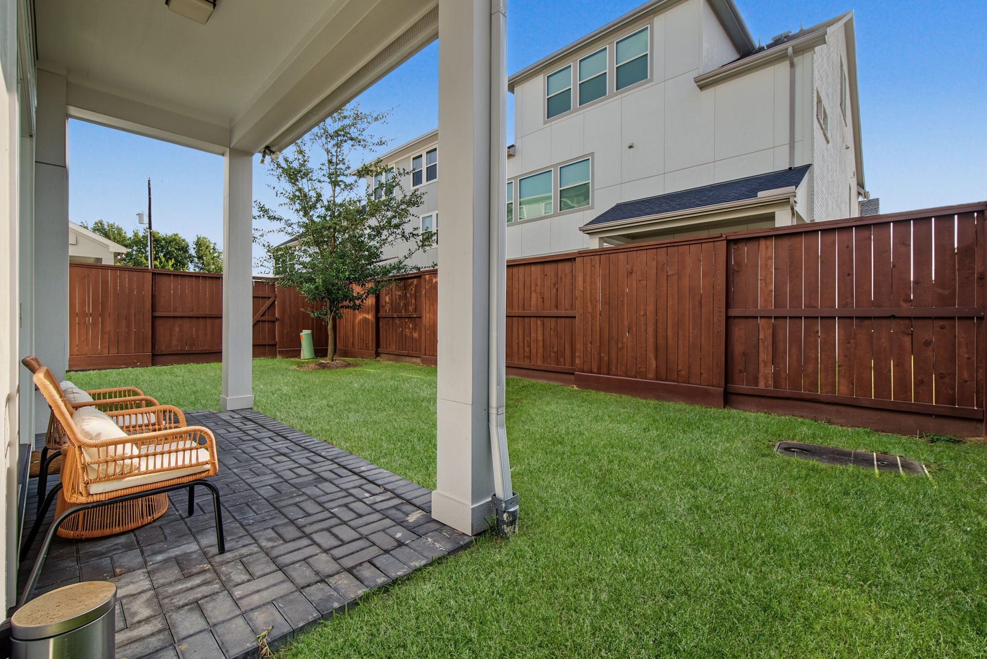 3509 Kensington Gardens Lane, Houston, TX 77055 3509 Kensington Gardens Lane, Houston, TX 77055
