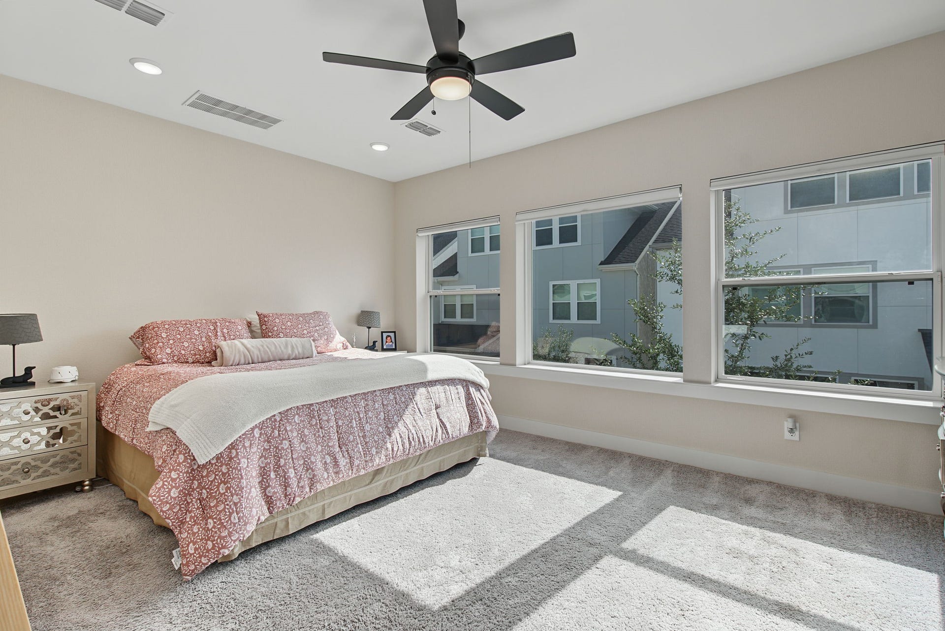 3509 Kensington Gardens Lane, Houston, TX 77055 3509 Kensington Gardens Lane, Houston, TX 77055