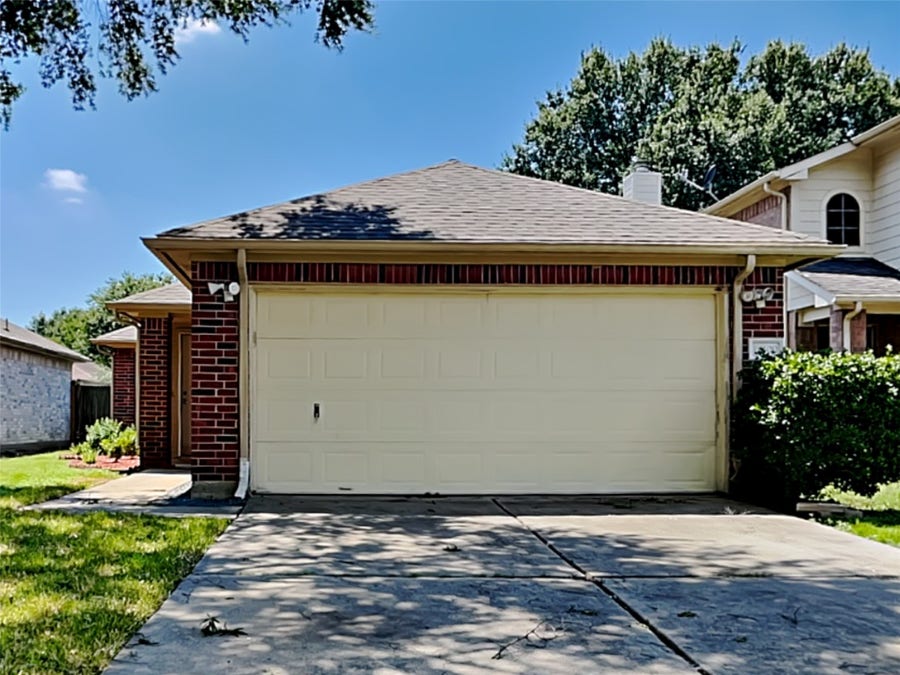 Property photo for 18109 Eganville Circle, Tomball, TX