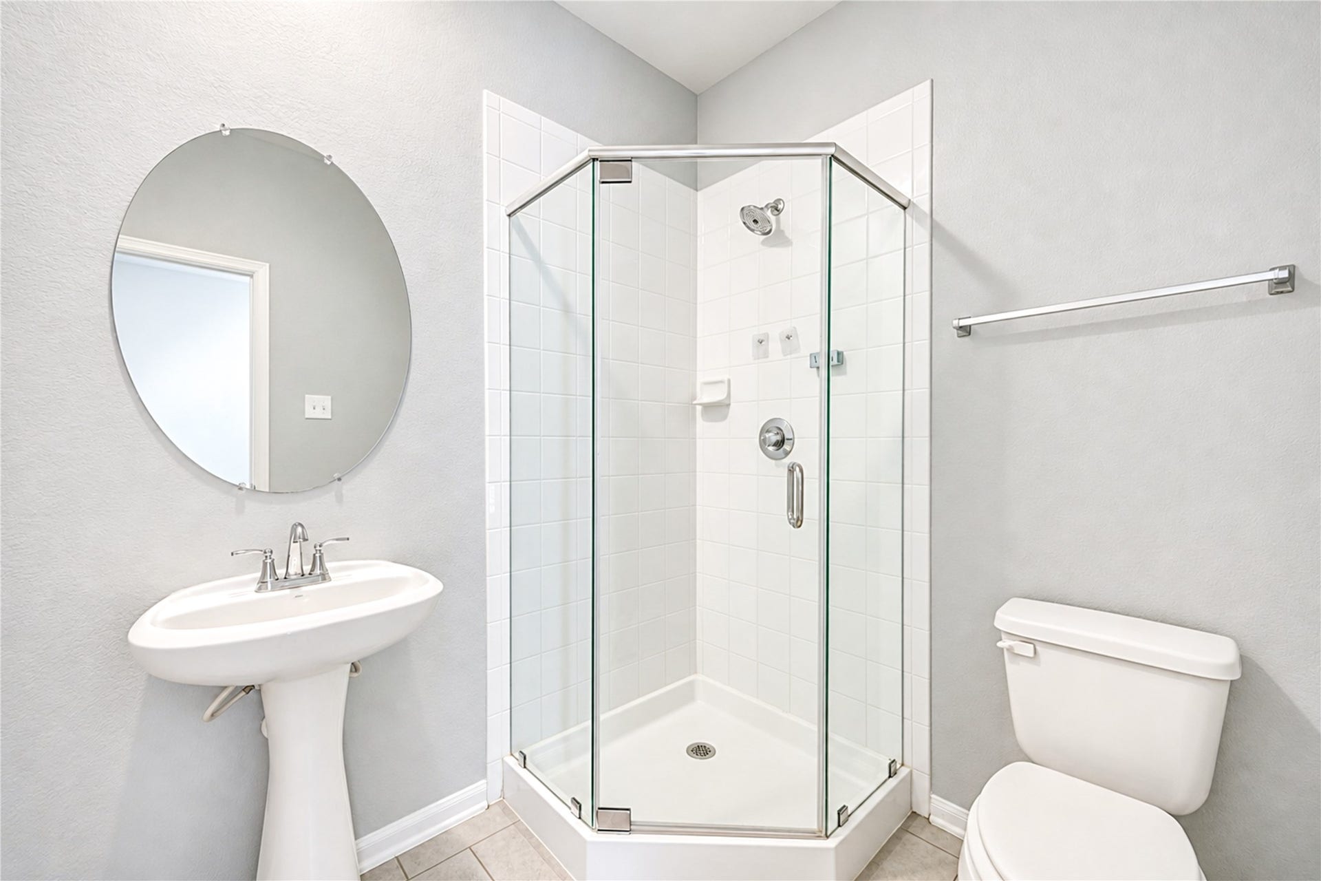 4430 Painted Bunting Lane, Baytown, TX 77521 Bathroom 2