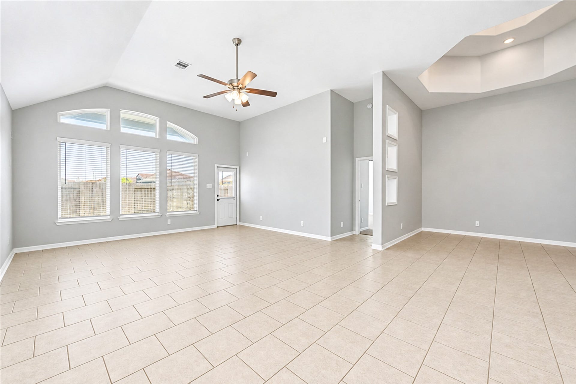 4430 Painted Bunting Lane, Baytown, TX 77521 4430 Painted Bunting Lane, Baytown, TX 77521