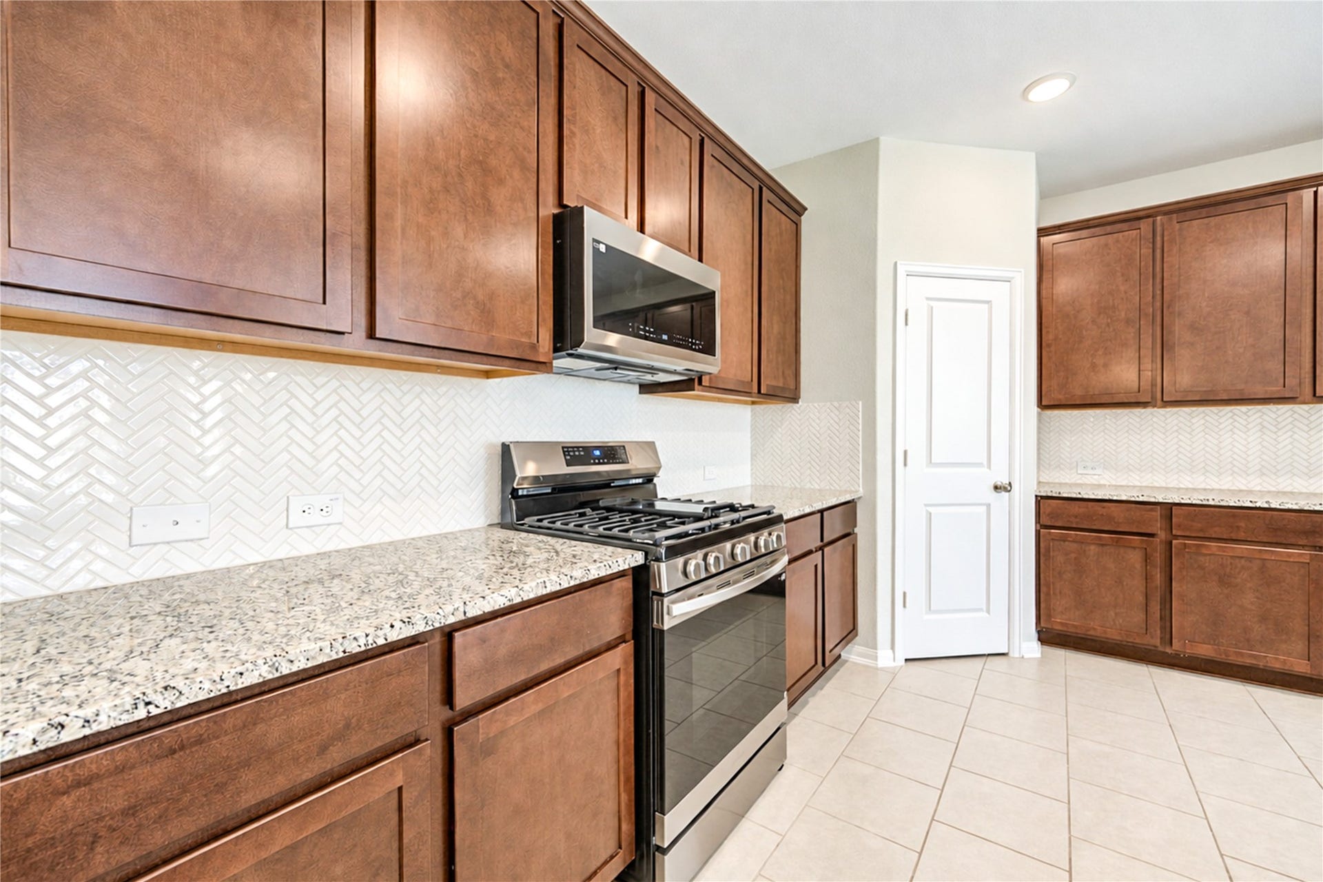 4430 Painted Bunting Lane, Baytown, TX 77521 4430 Painted Bunting Lane, Baytown, TX 77521