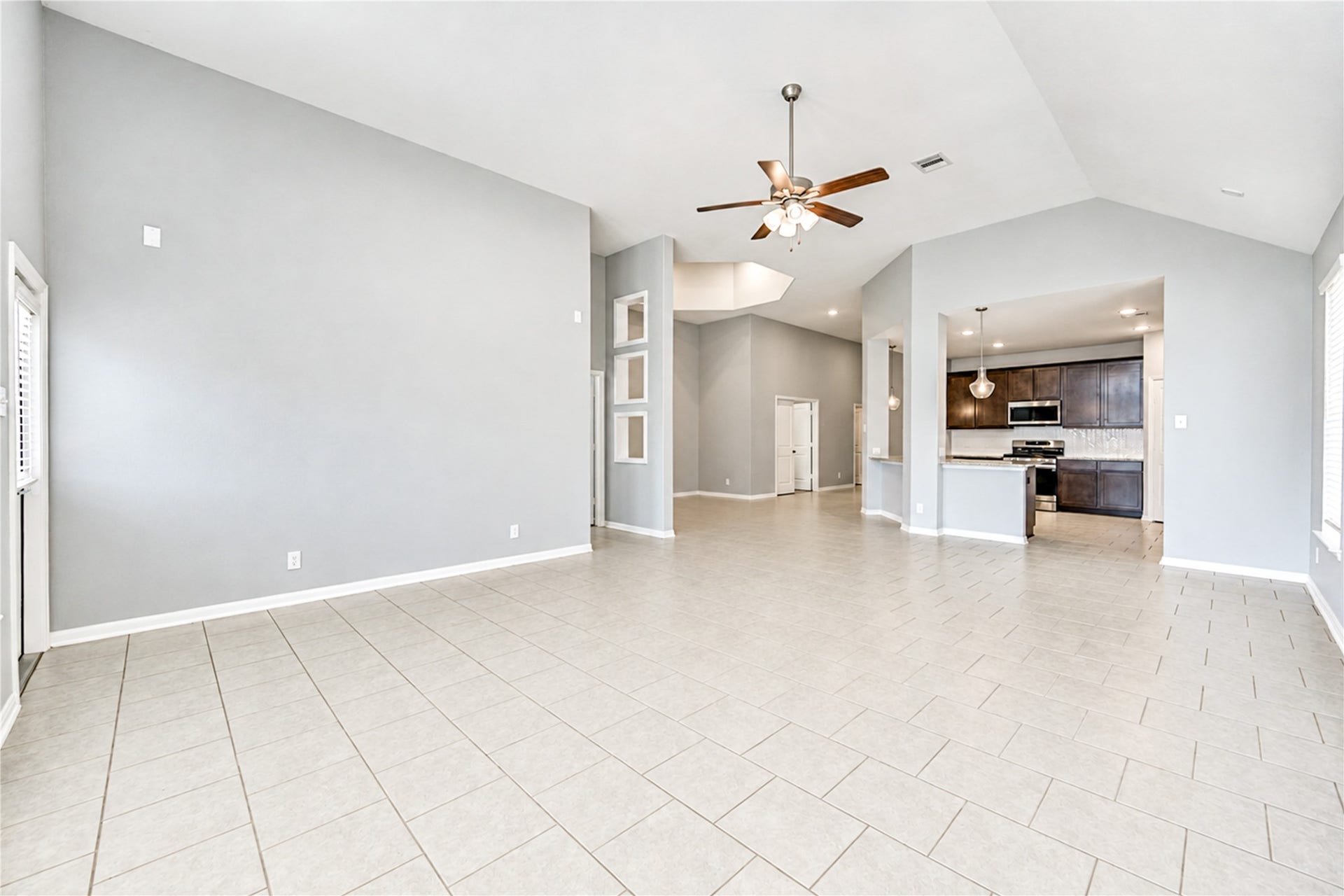 4430 Painted Bunting Lane, Baytown, TX 77521 4430 Painted Bunting Lane, Baytown, TX 77521