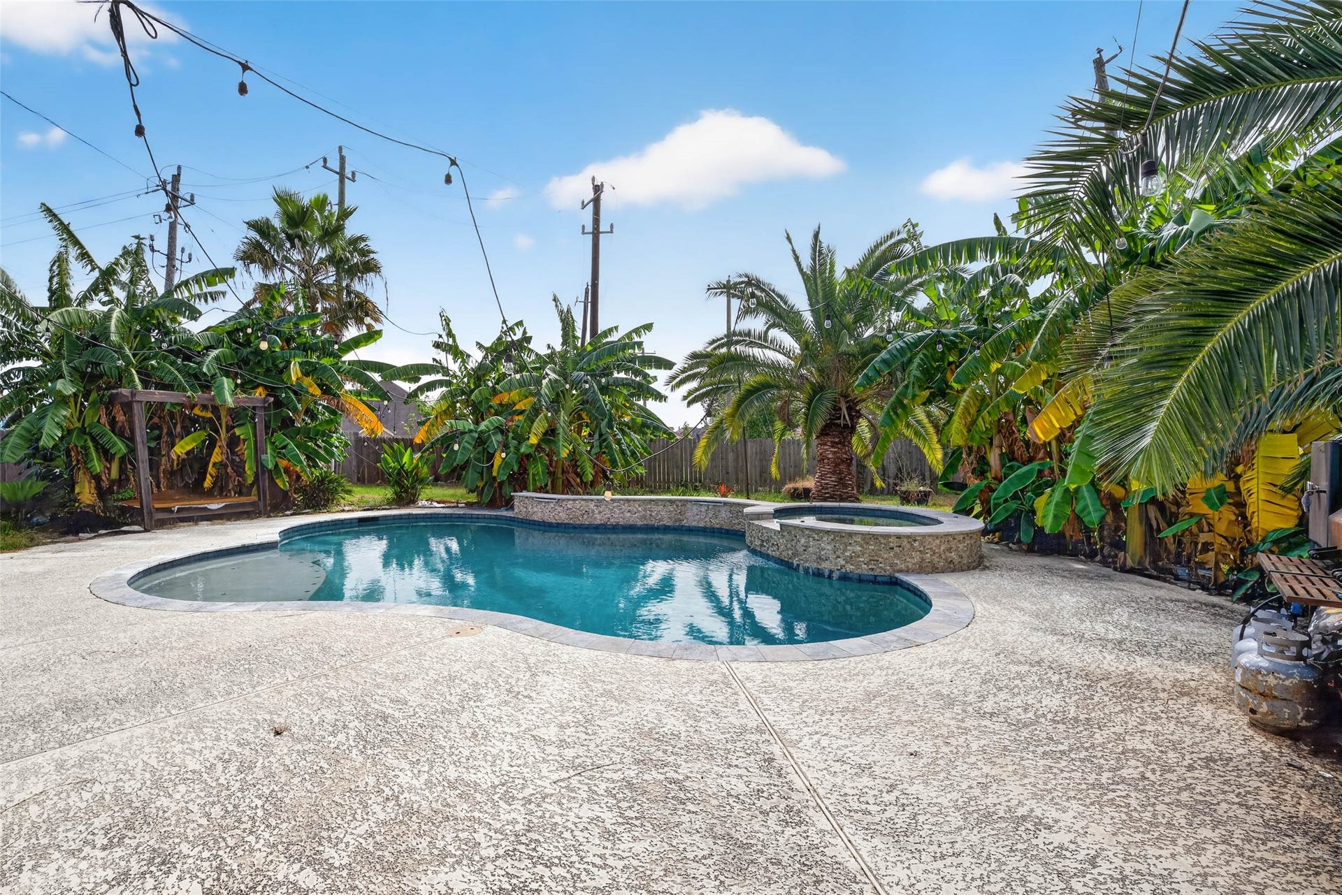 4819 Sabero Lane, League City, TX 77573
