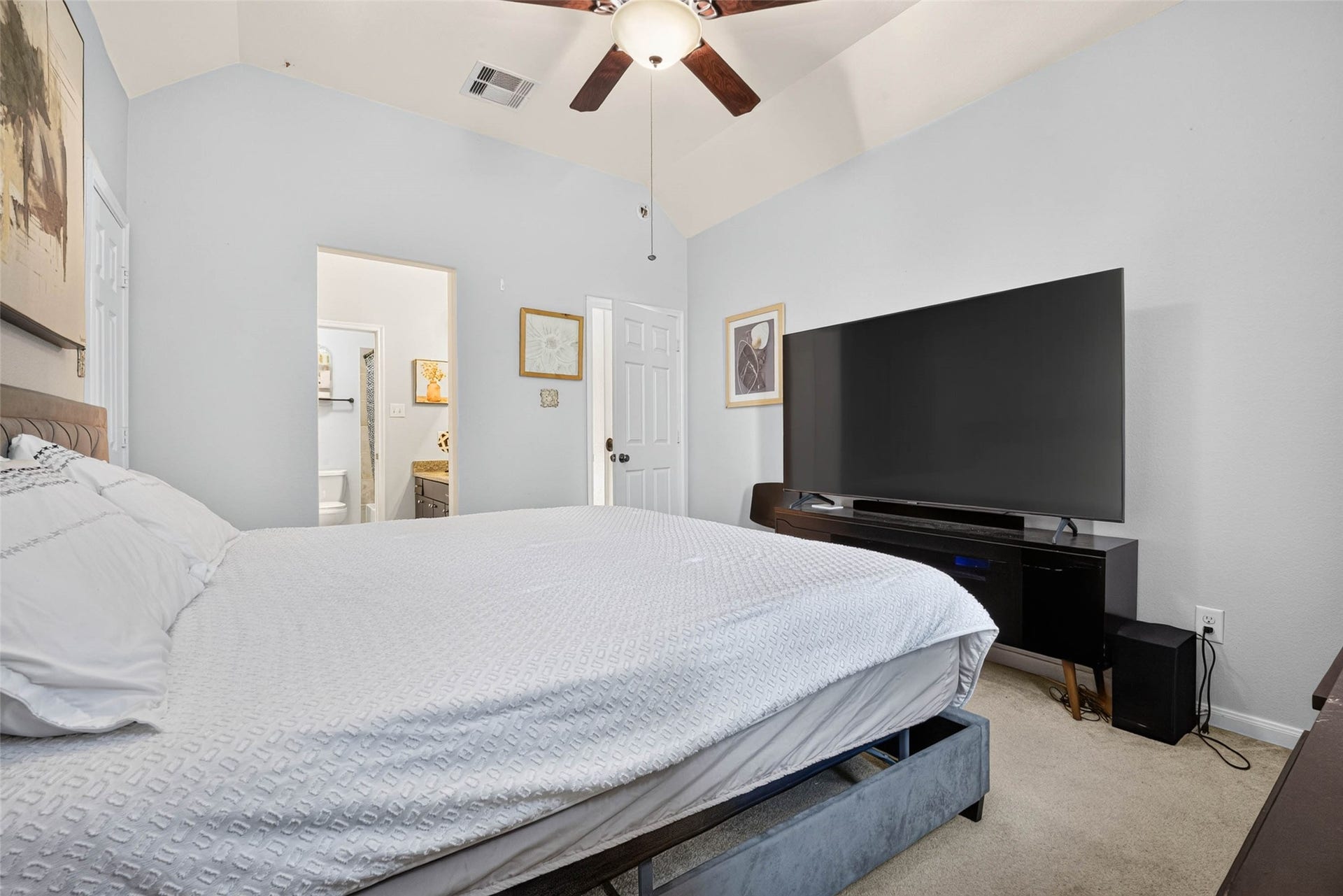 4819 Sabero Lane, League City, TX 77573