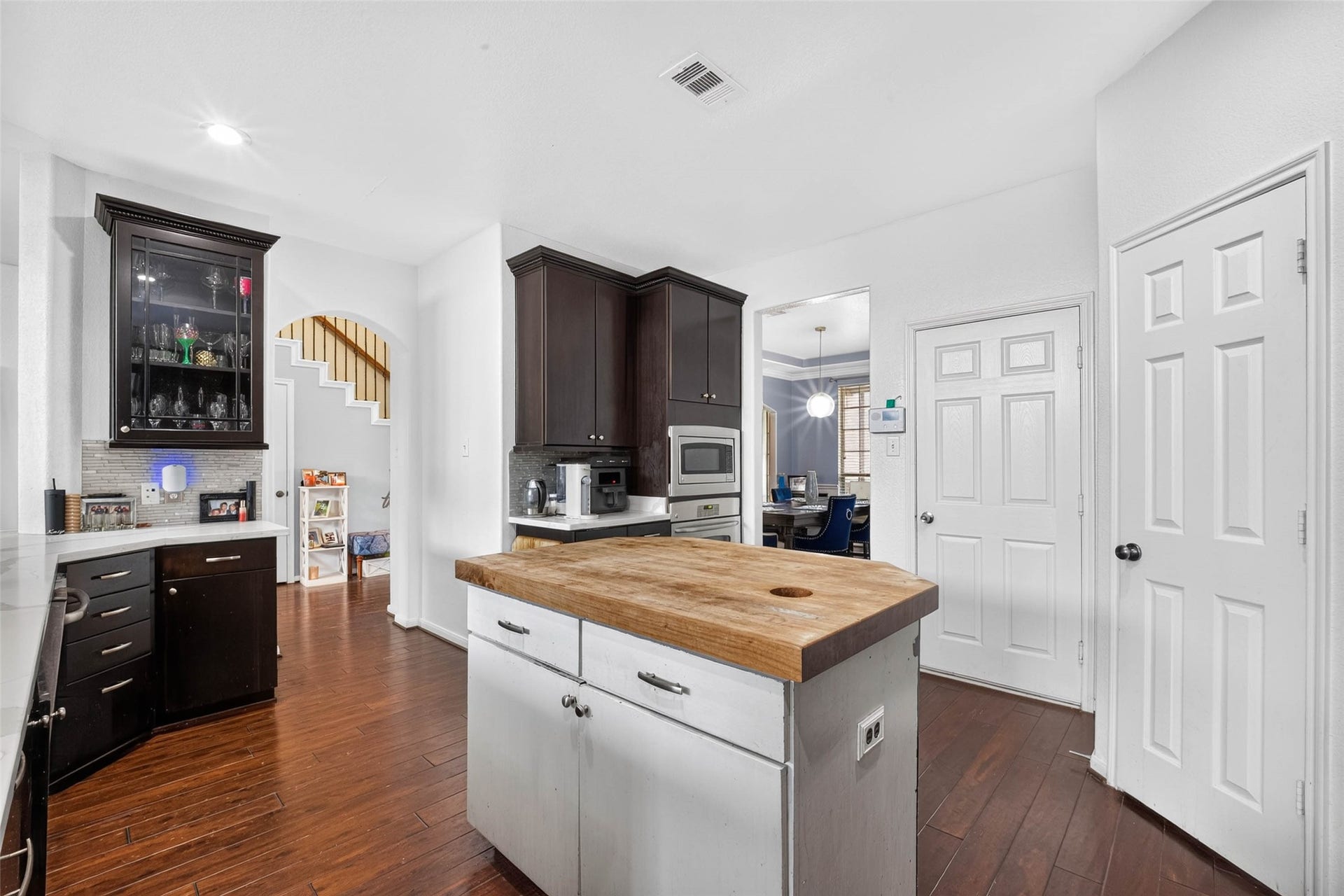 4819 Sabero Lane, League City, TX 77573