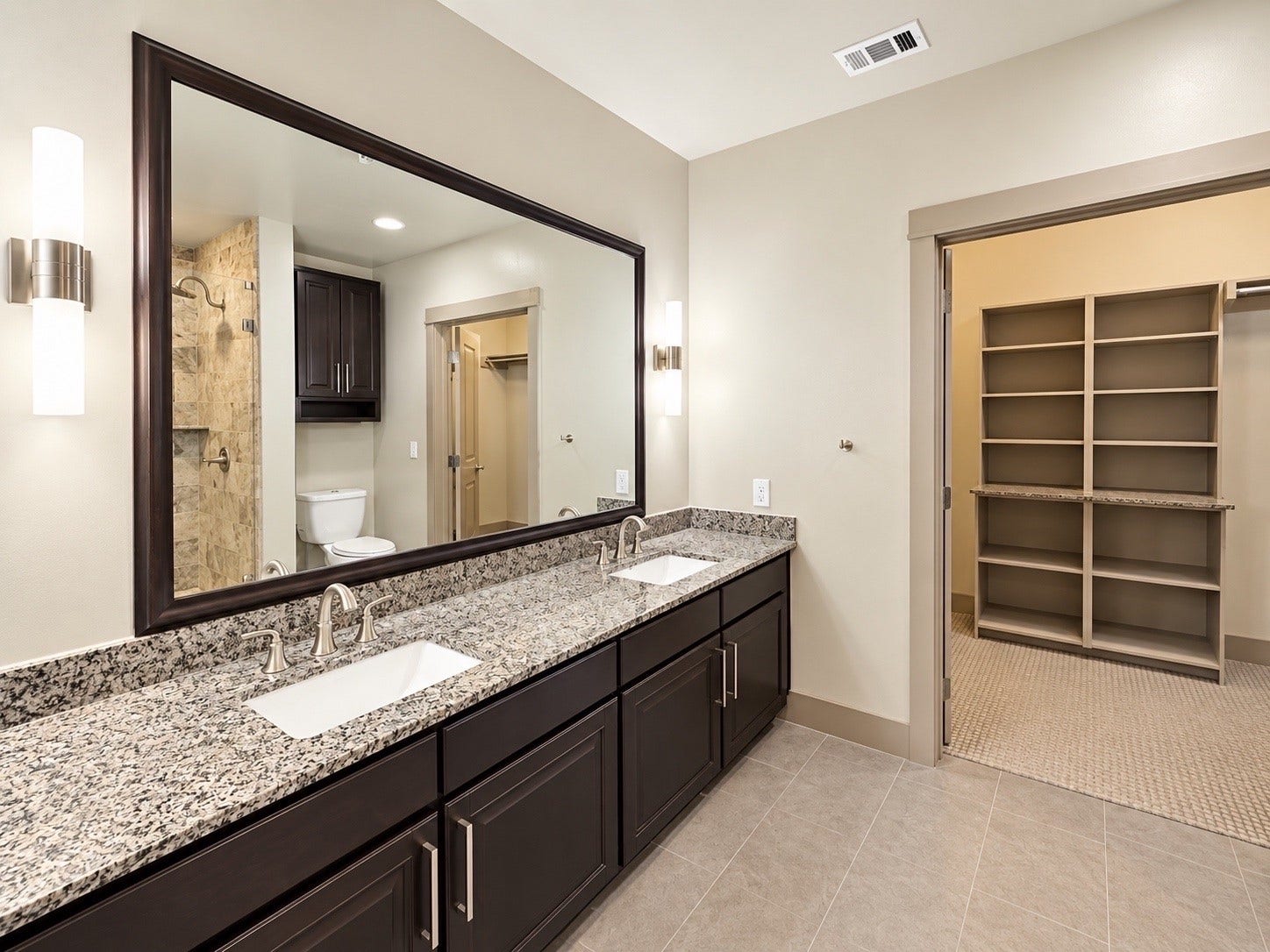 10401 Town And Country Way, #204, Houston, TX 77024 10401 Town And Country Way, #204, Houston, TX 77024