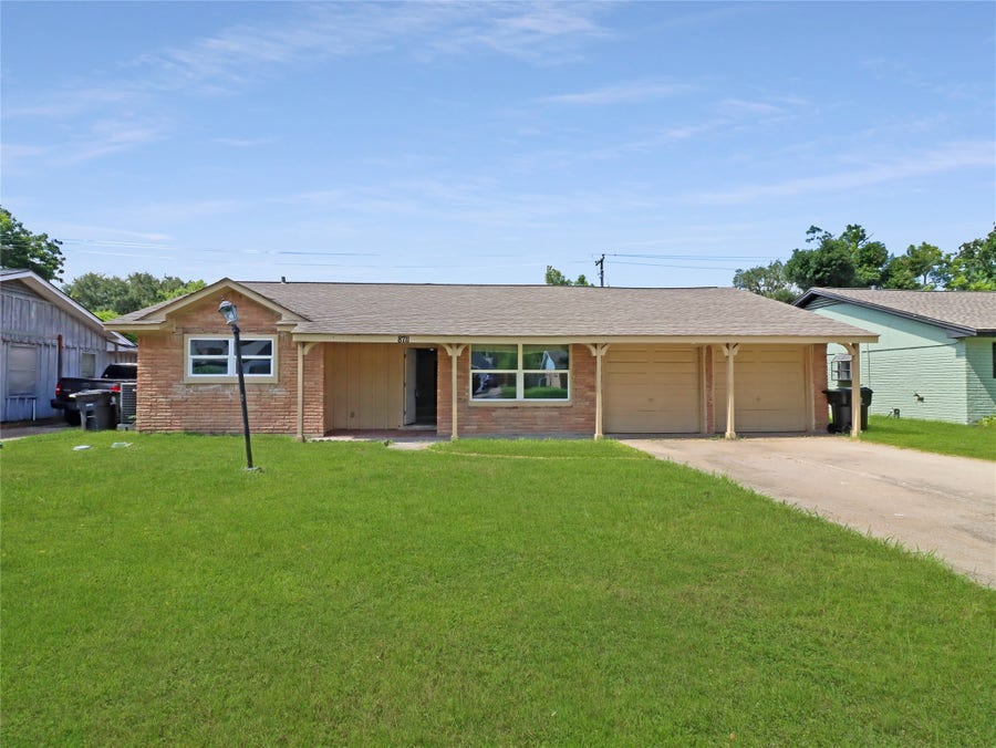 Property photo for 8711 Shadow Crest Street, Houston, TX