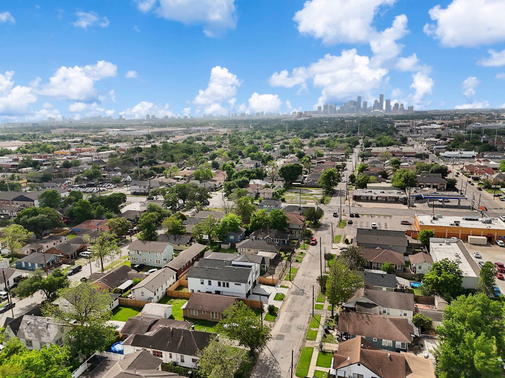 6818 Avenue F Unit B, Houston, TX 77011