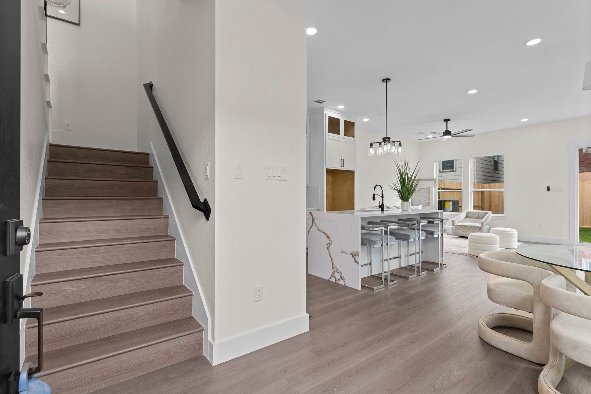 6818 Avenue F Unit B, Houston, TX 77011